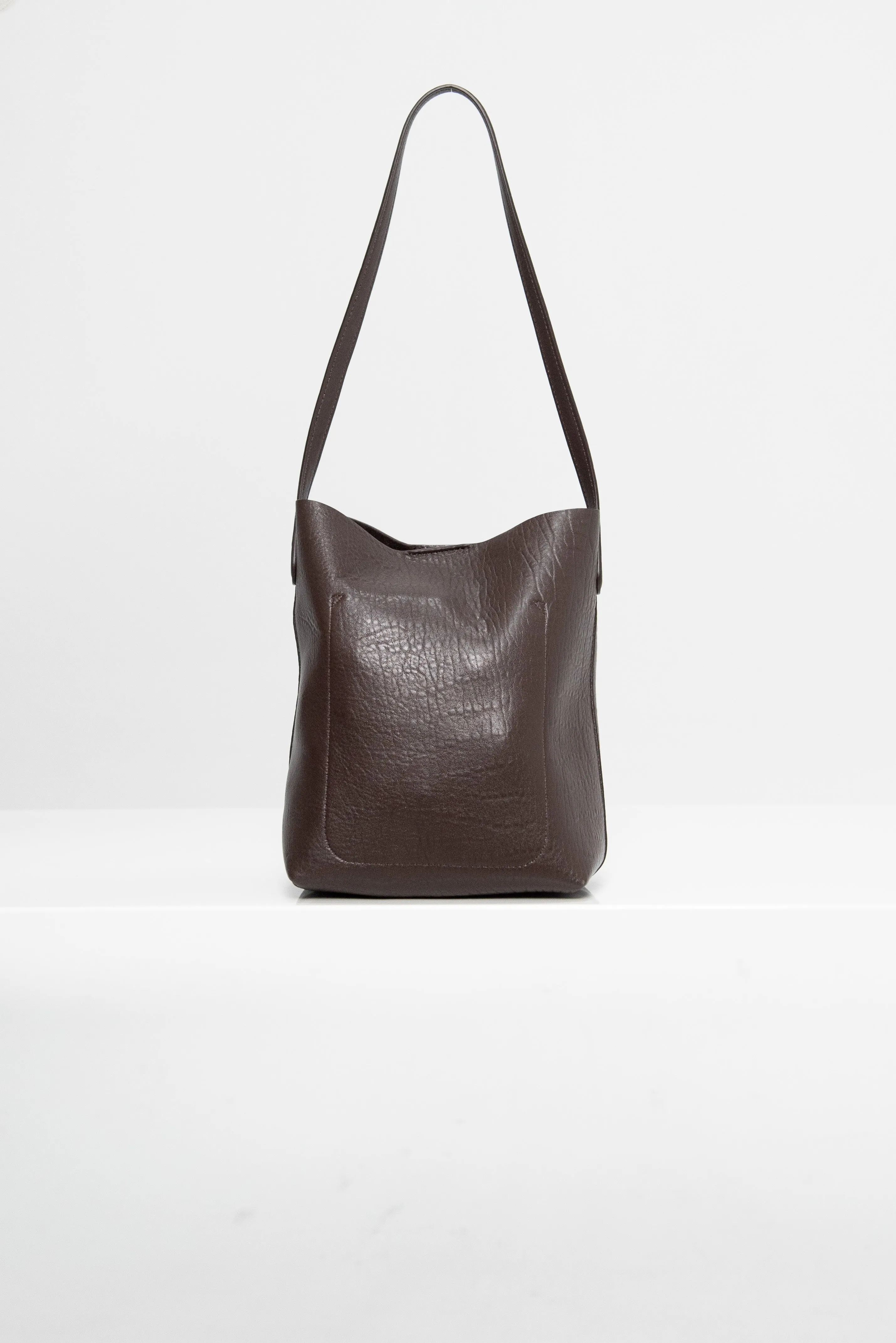 Small Everyday Cabas, Ebony sold by Kick Pleat product image thumbnail 3