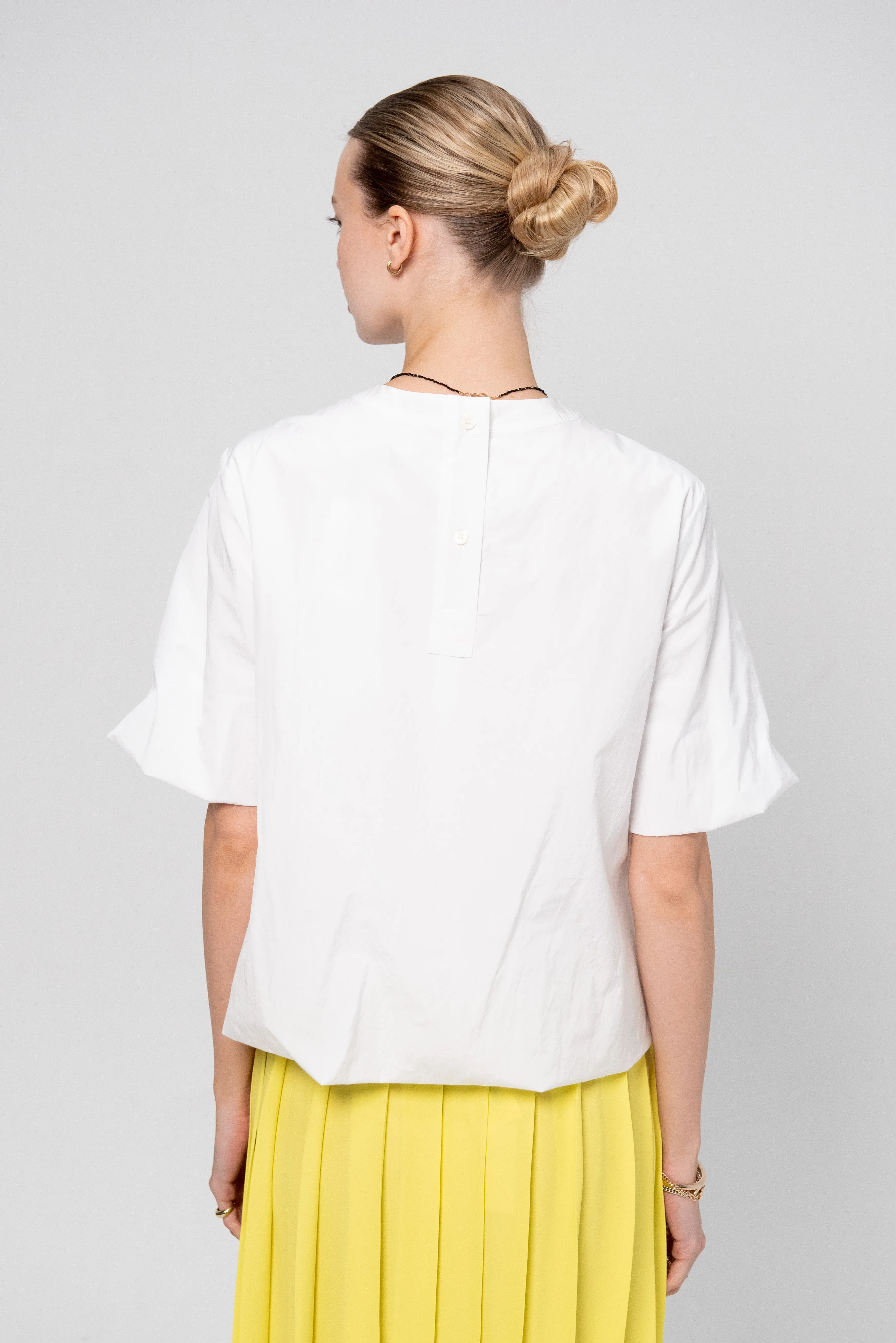 Round-Neck Shirt, White sold by Kick Pleat product image thumbnail 4
