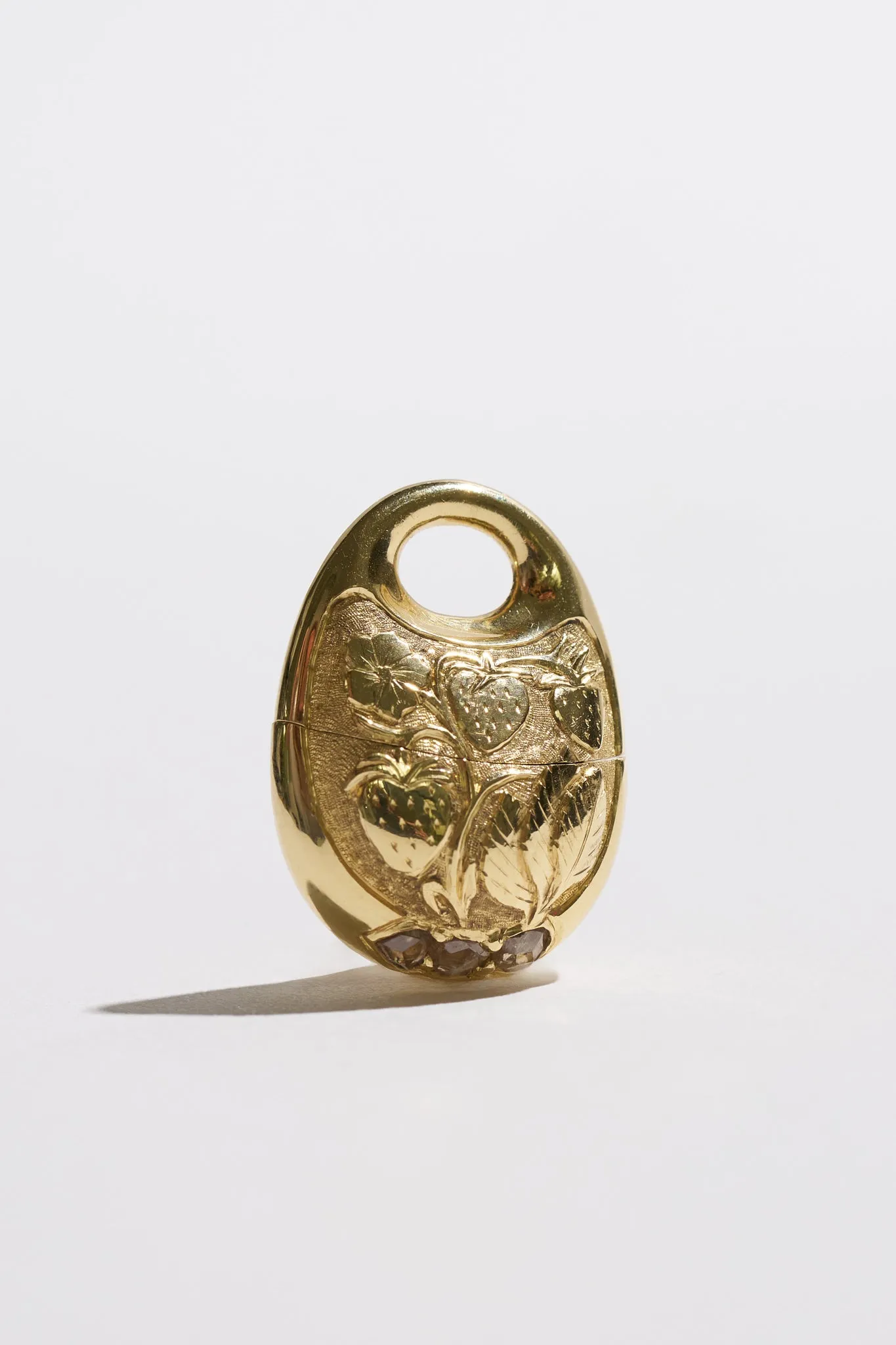 Podling Pendant, Yellow Gold sold by Kick Pleat