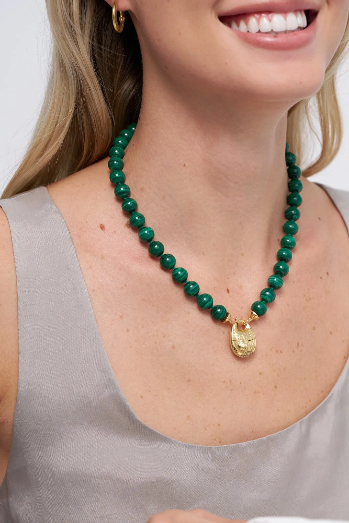 Podling Pendant, Yellow Gold sold by Kick Pleat product image thumbnail 2