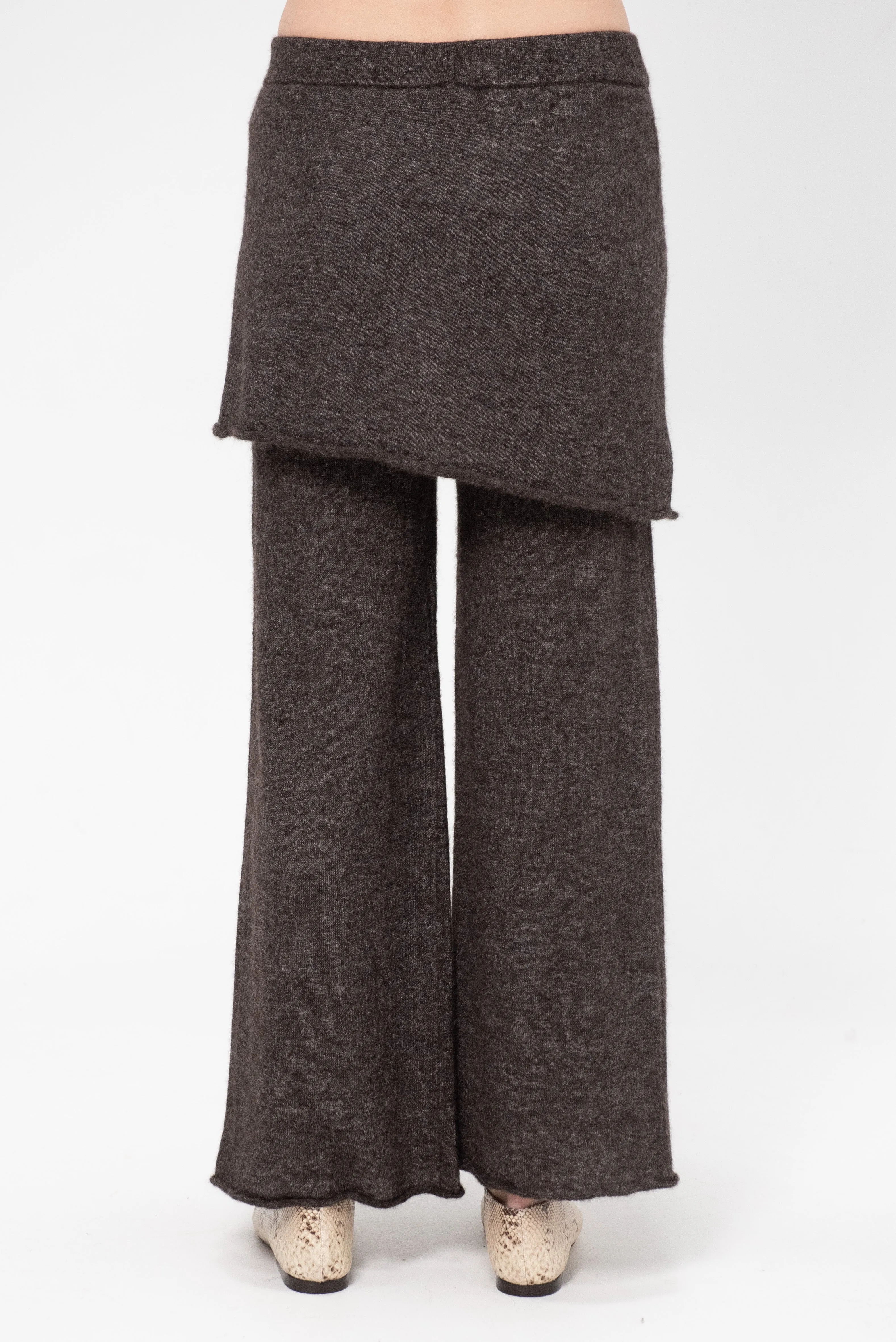 Askew Layer Pants, Blackened sold by Kick Pleat product image thumbnail 4