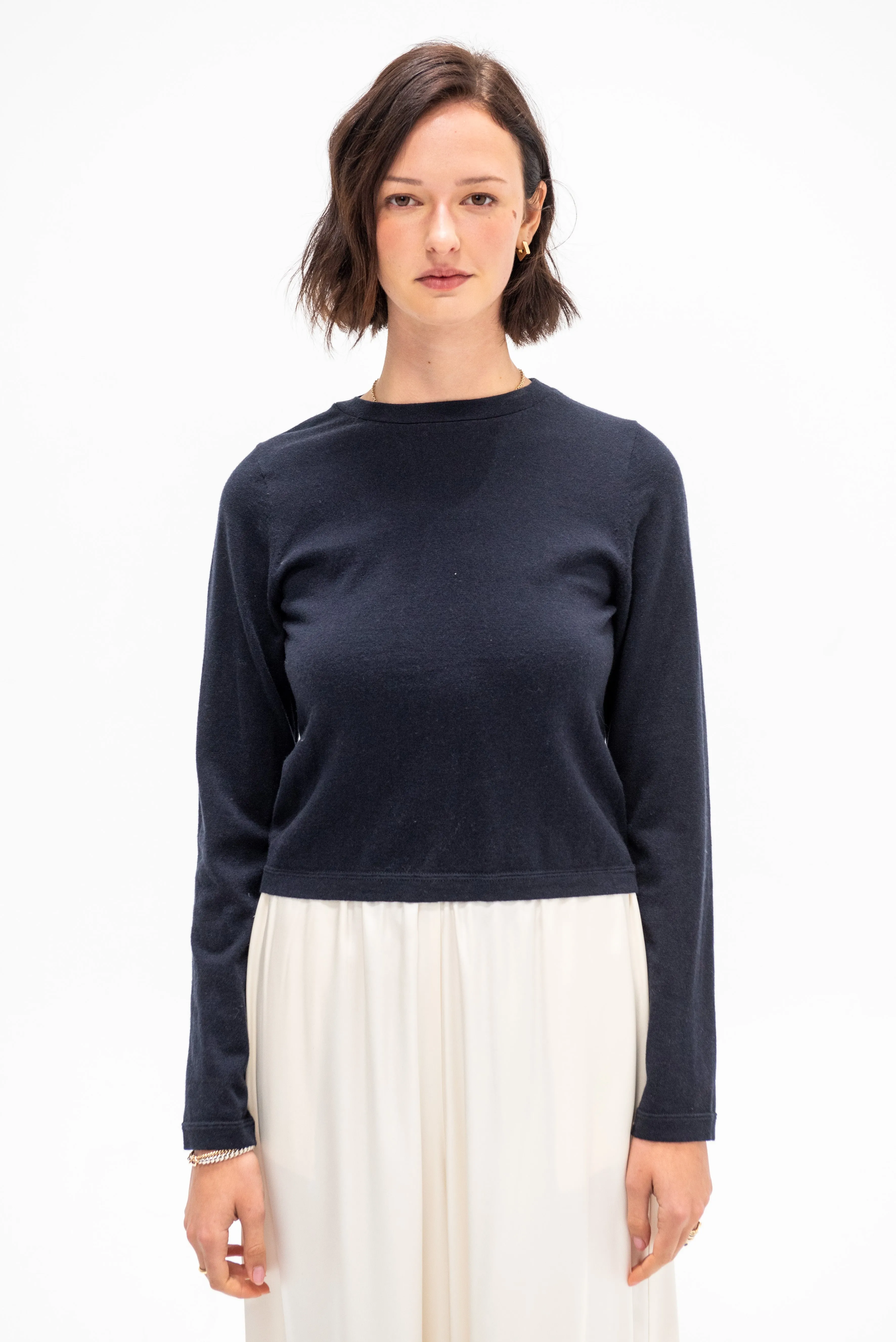 N°451 Lisa, Navy sold by Kick Pleat product image thumbnail 2
