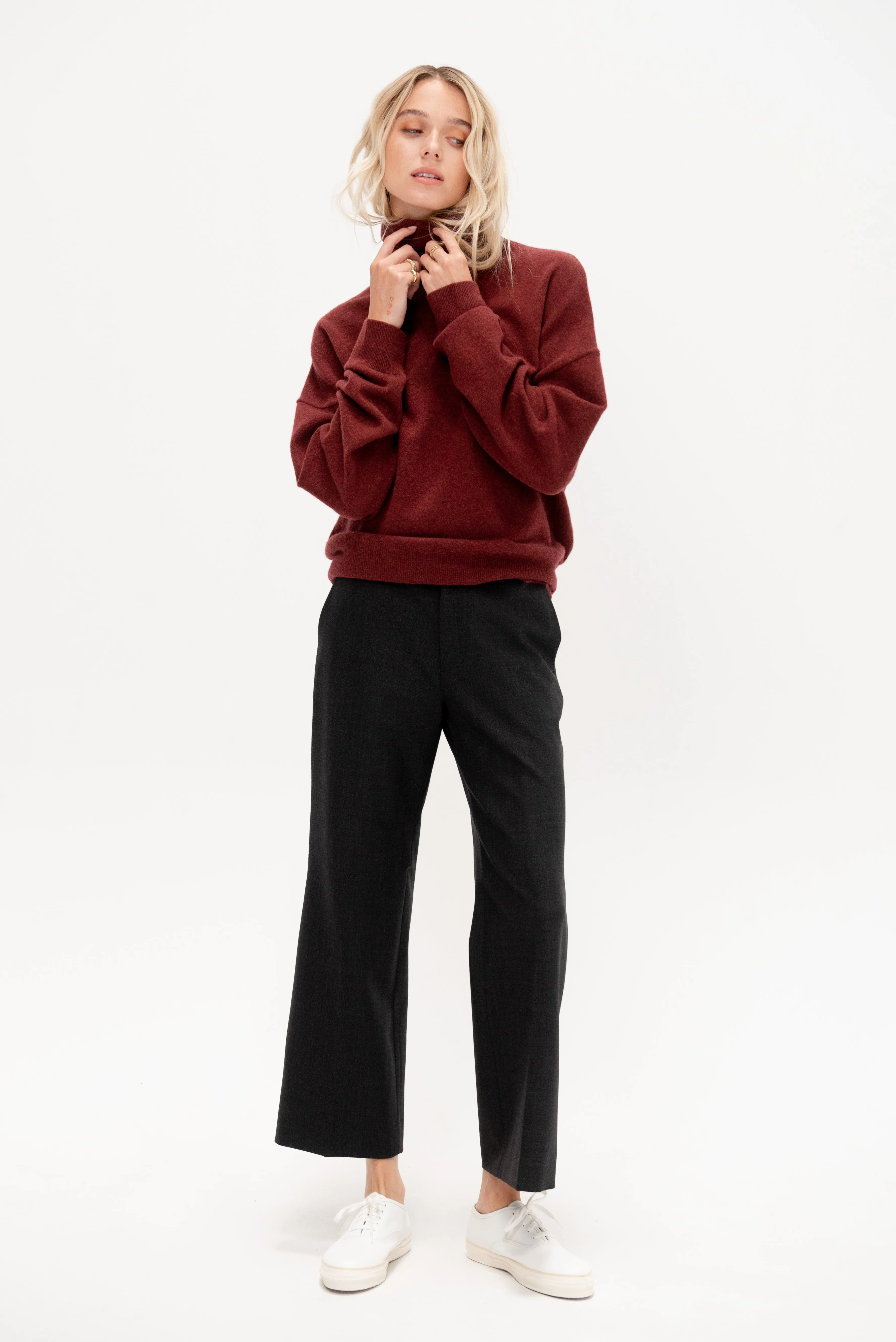 N°204 Jill, Maroon sold by Kick Pleat