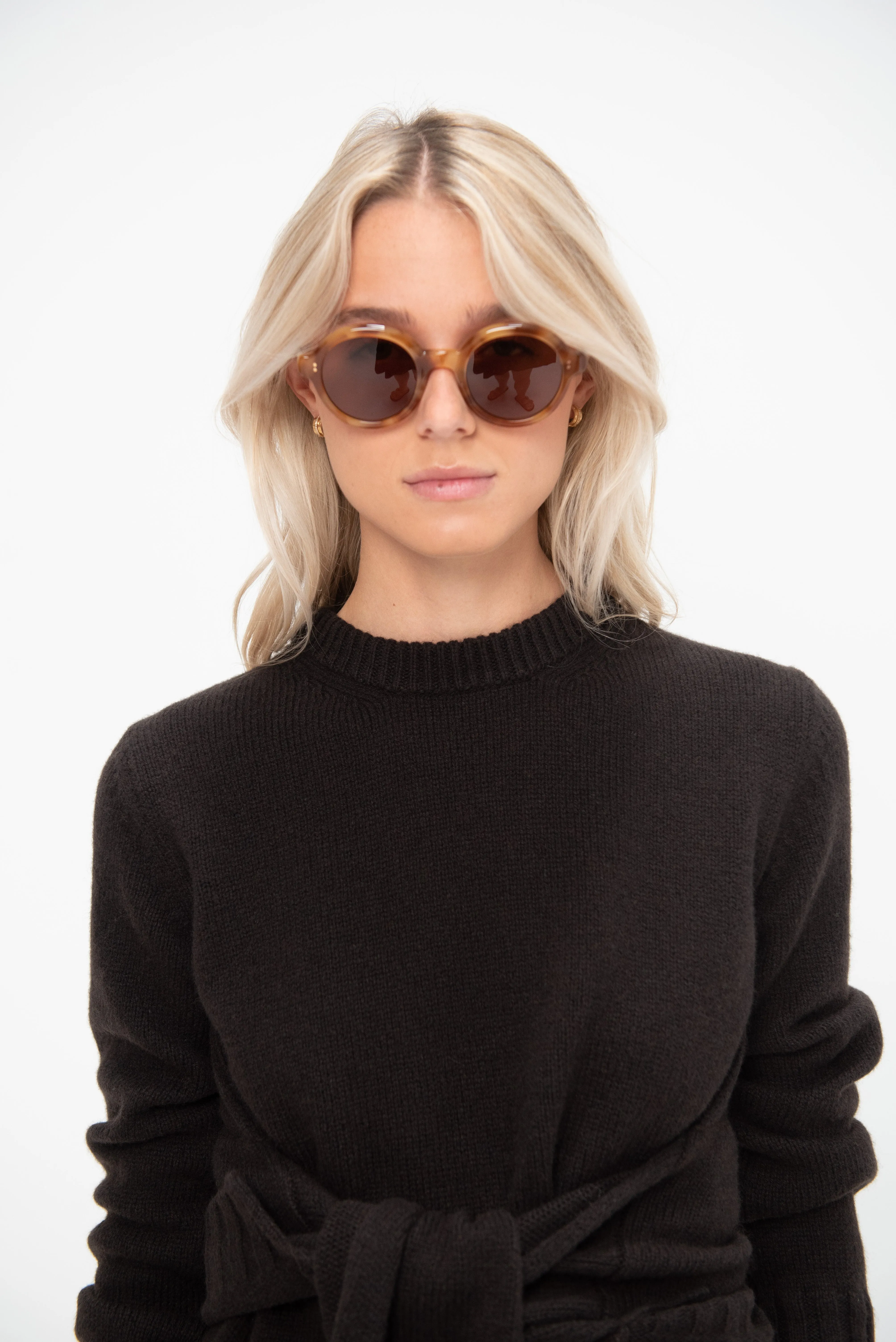 Julien Sun sold by Kick Pleat product image thumbnail 2