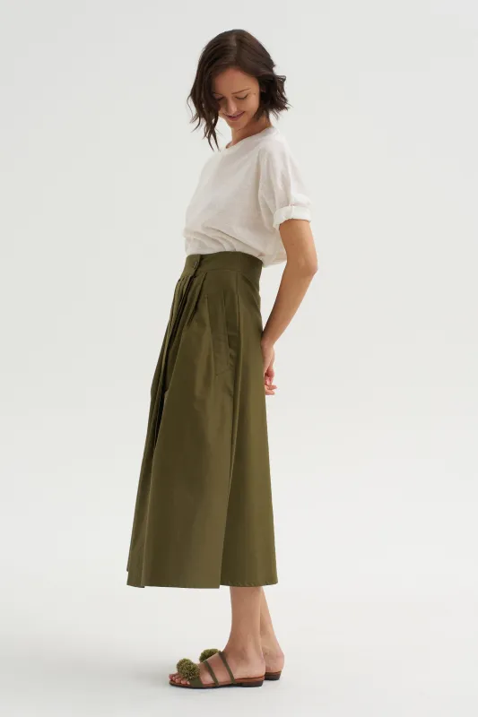 Crewneck Short Sleeve Knit Top made by Kick Pleat