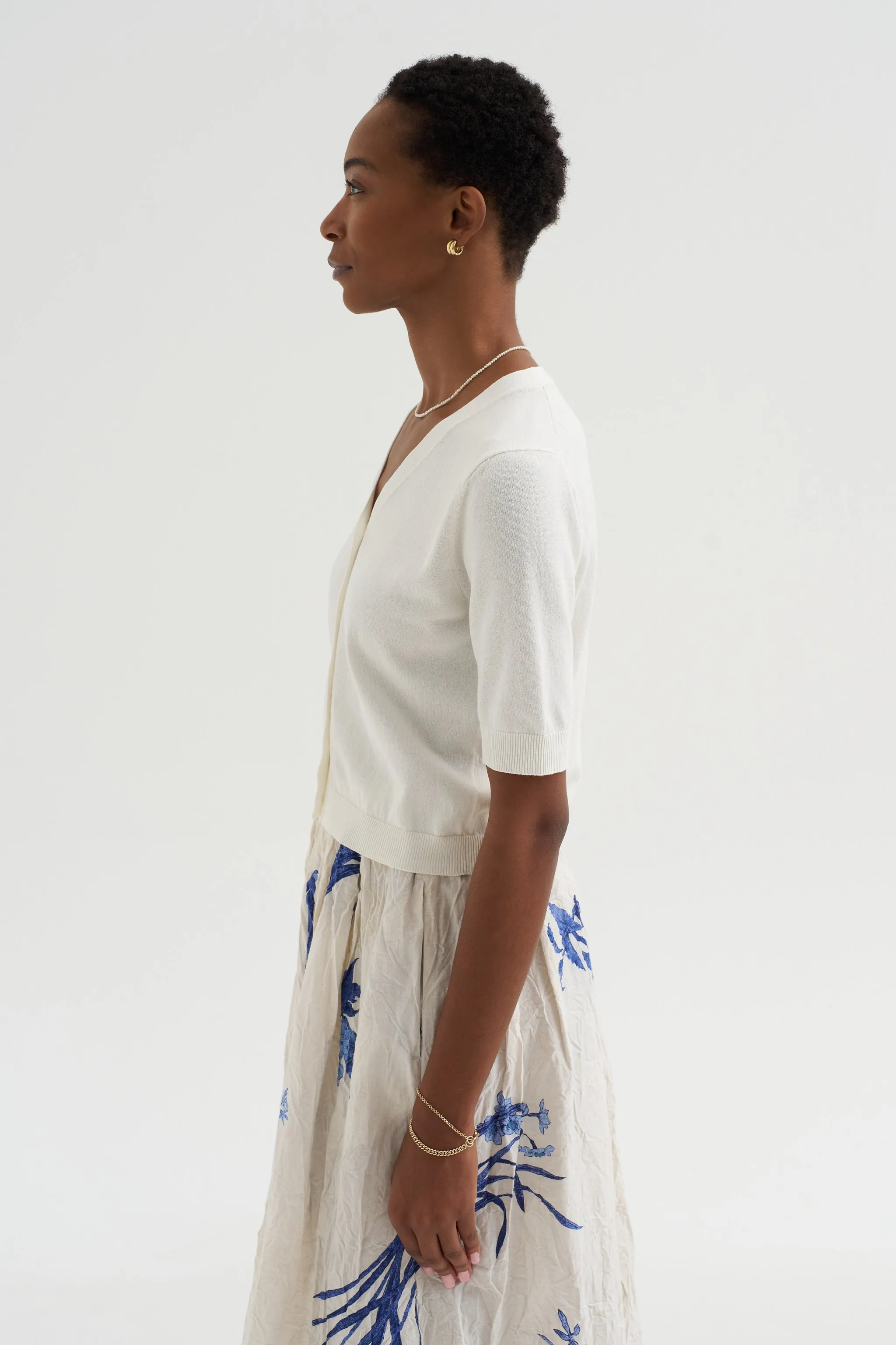 Tate - Fine Cotton Stretch Cardigan, Off White sold by Kick Pleat product image thumbnail 4