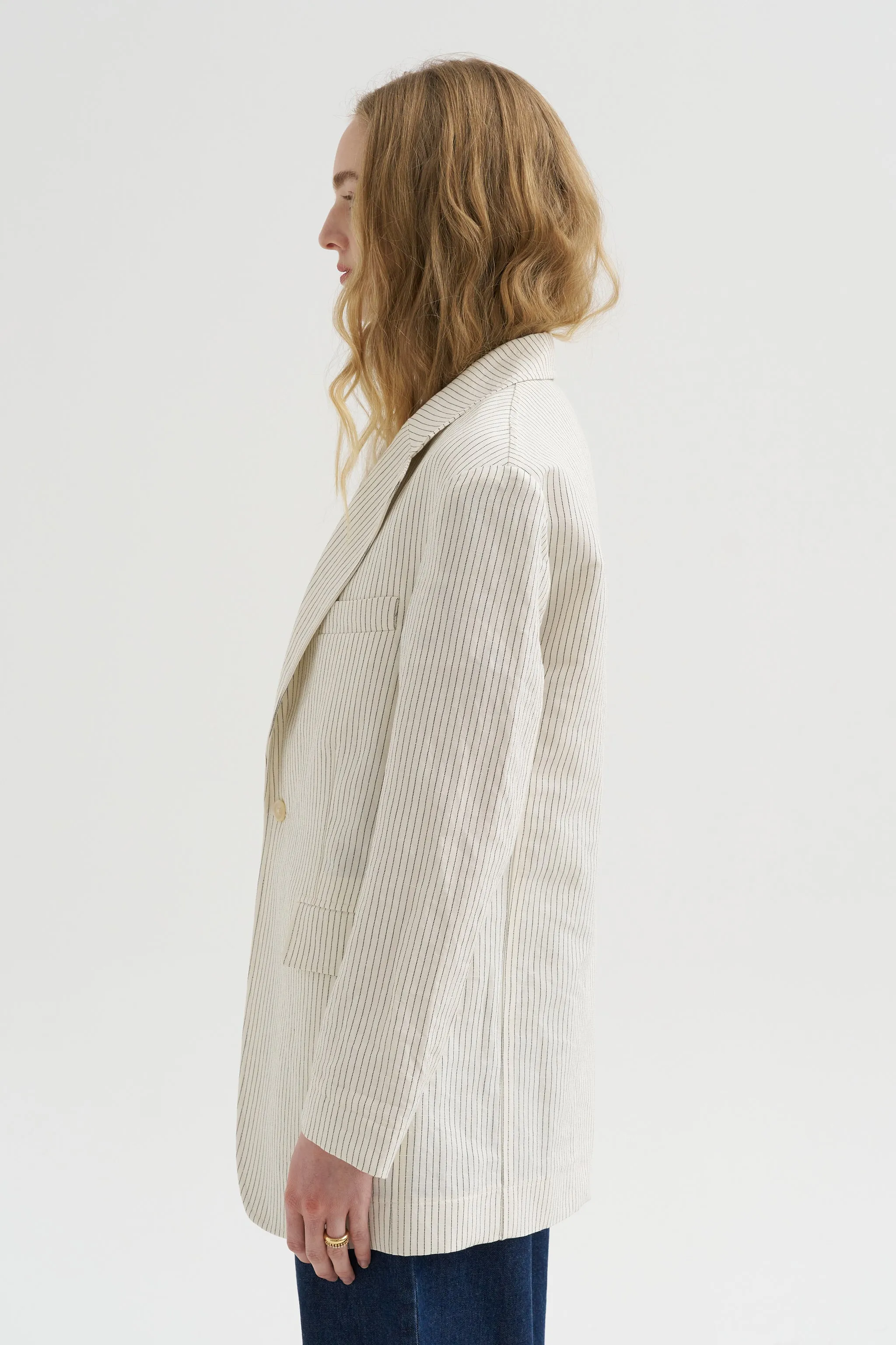 Oversized Ragged Blazer, White & Black sold by Kick Pleat product image thumbnail 3