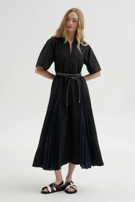 Poplin Pleated Dress, Black made by Plan C