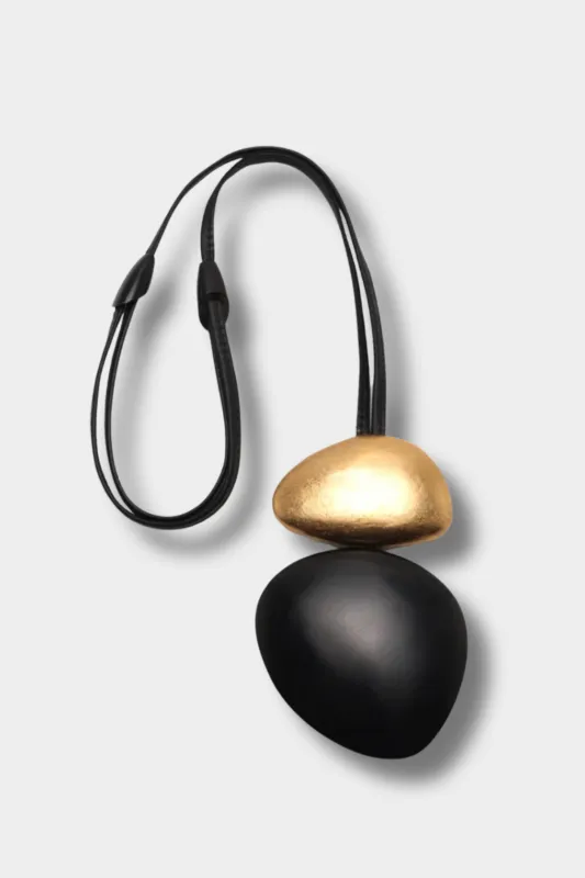 Akita Pendant, Black & Gold made by Monies