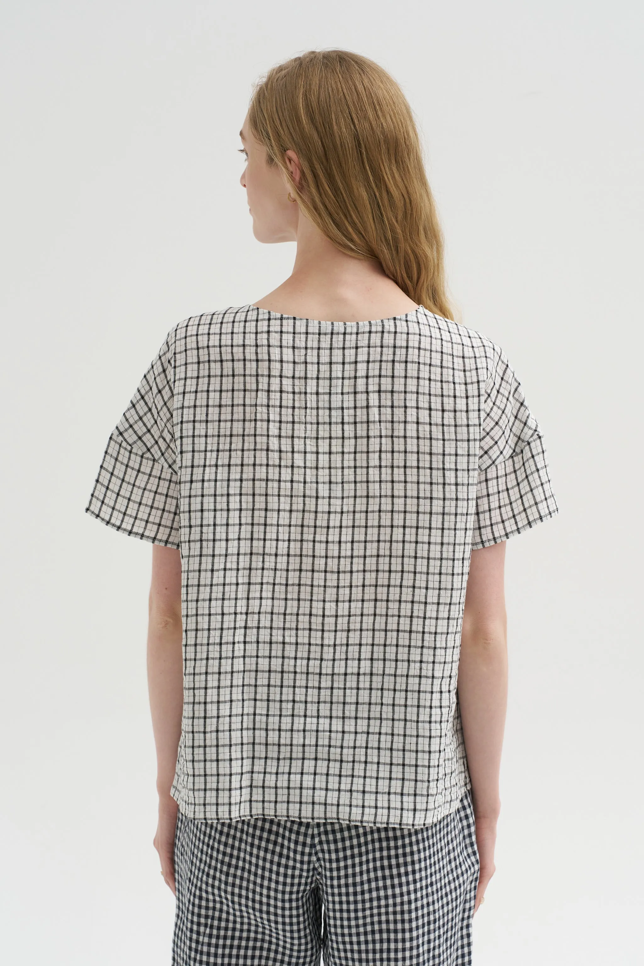 Checked Linen Shirt, Black sold by Kick Pleat product image thumbnail 4