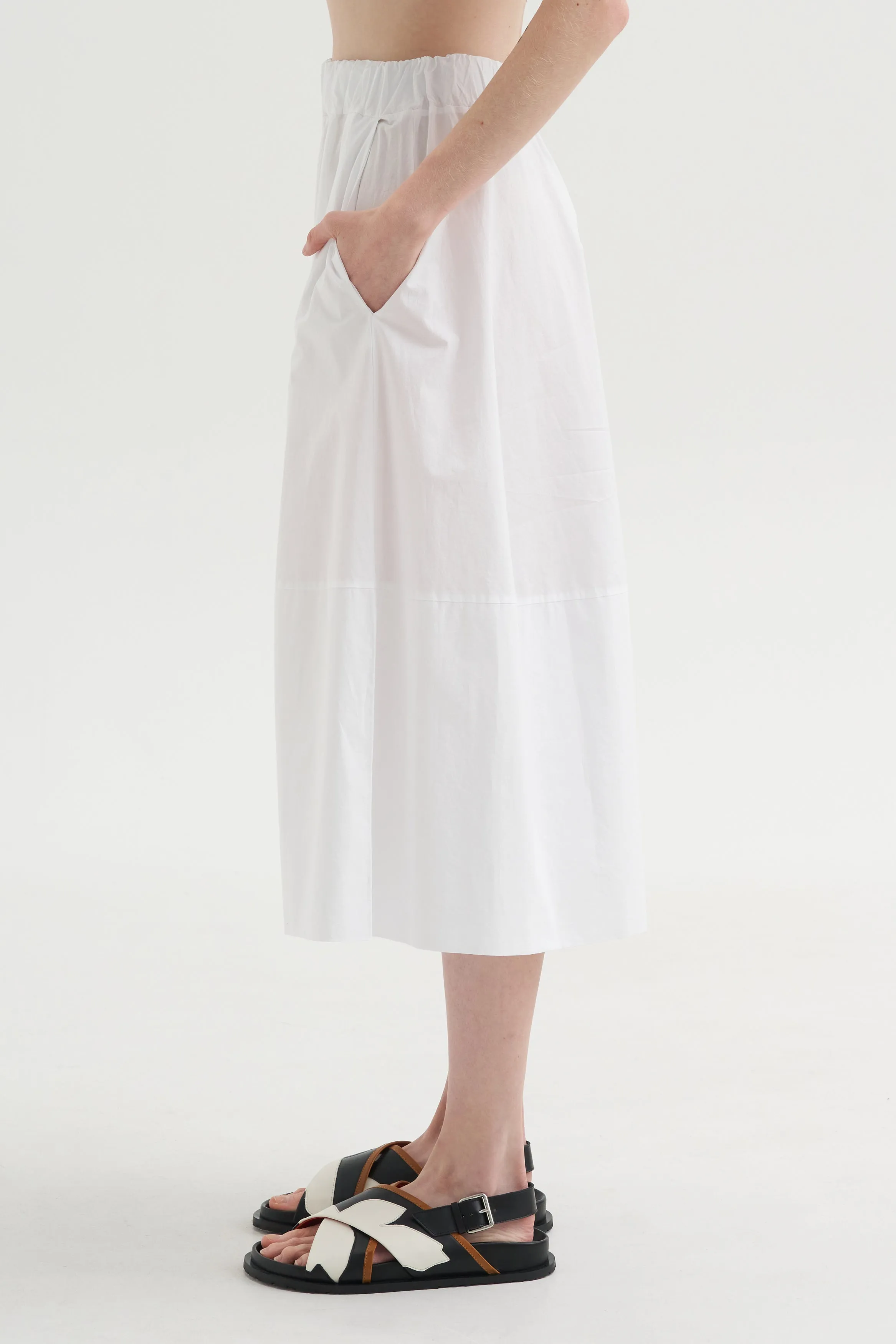 Gonna Gea - Clara, White sold by Kick Pleat product image thumbnail 3
