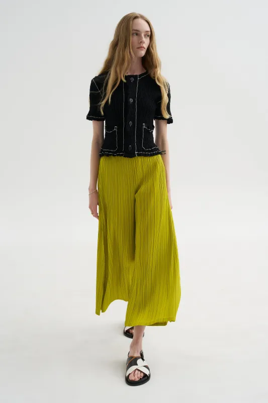 Wavelet Ensemble, Black made by Issey Miyake
