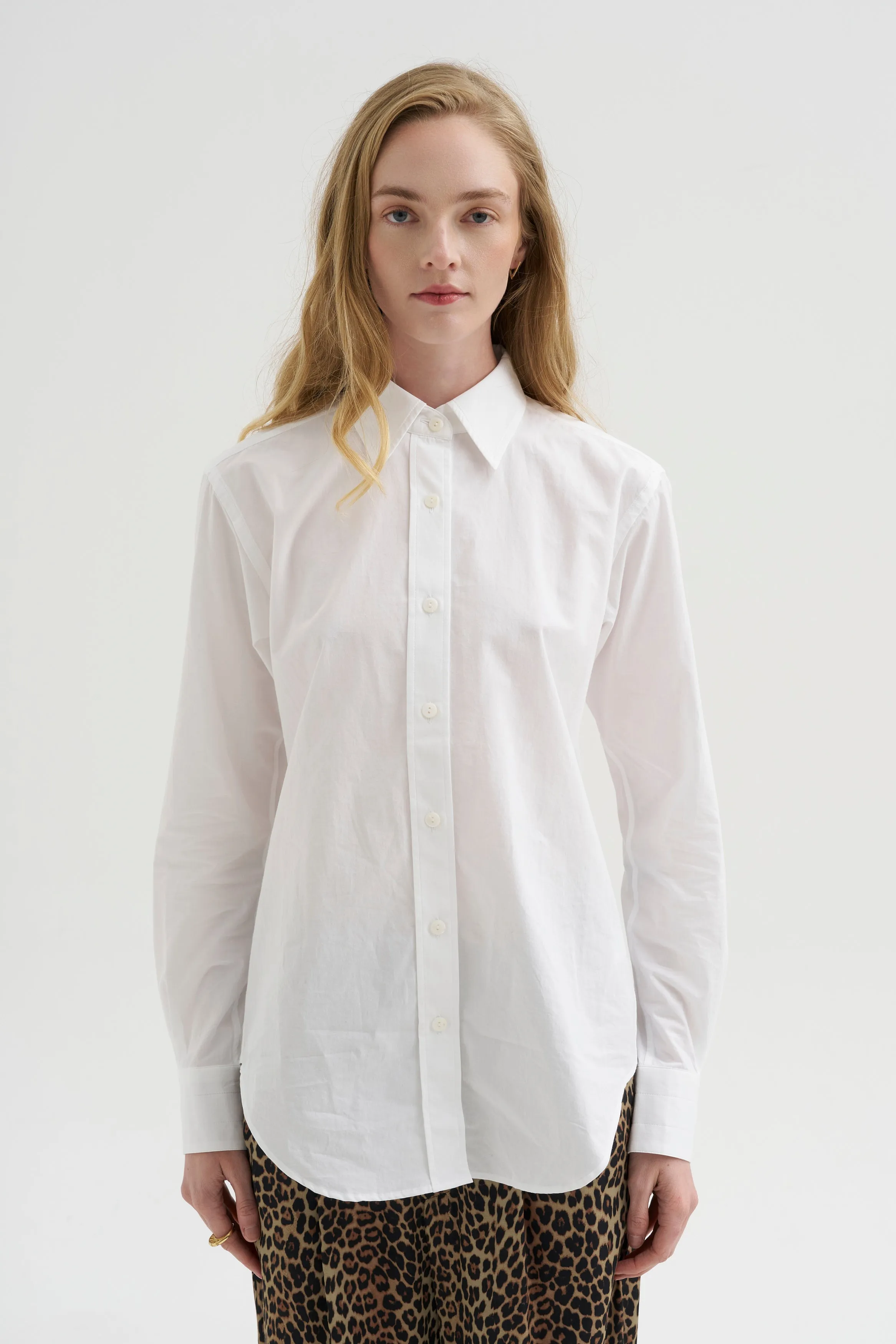 Slim Tunic Shirt, White sold by Kick Pleat product image thumbnail 2
