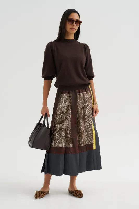 Light Cashmere Pullover, Chocolate made by ODEEH