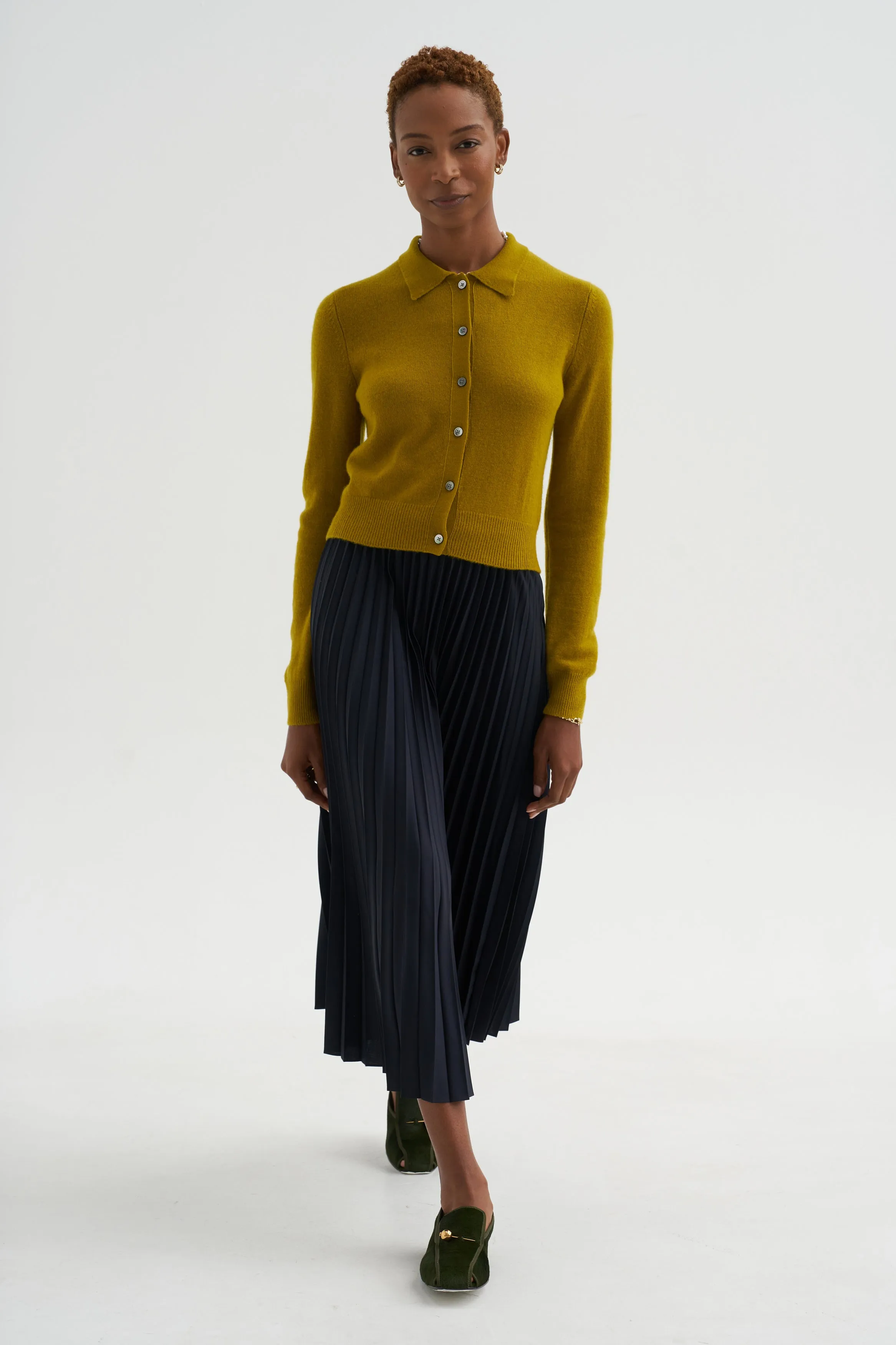 Wendy Cashmere Cardigan, Matcha sold by Kick Pleat product image thumbnail 5