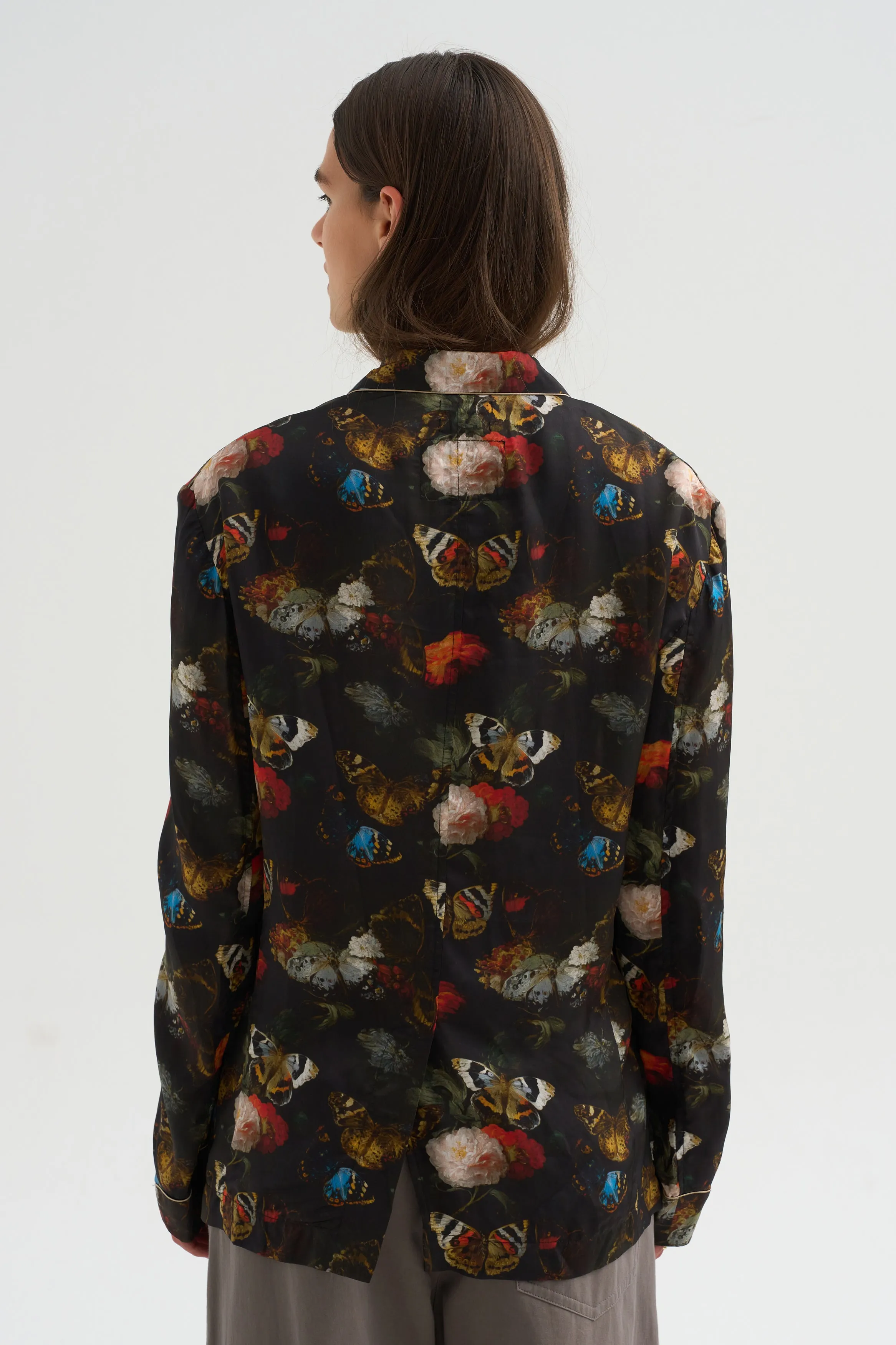 Pre-Order • Oversized Ragged Blazer, Floral Butterfly on Black sold by Kick Pleat product image thumbnail 4