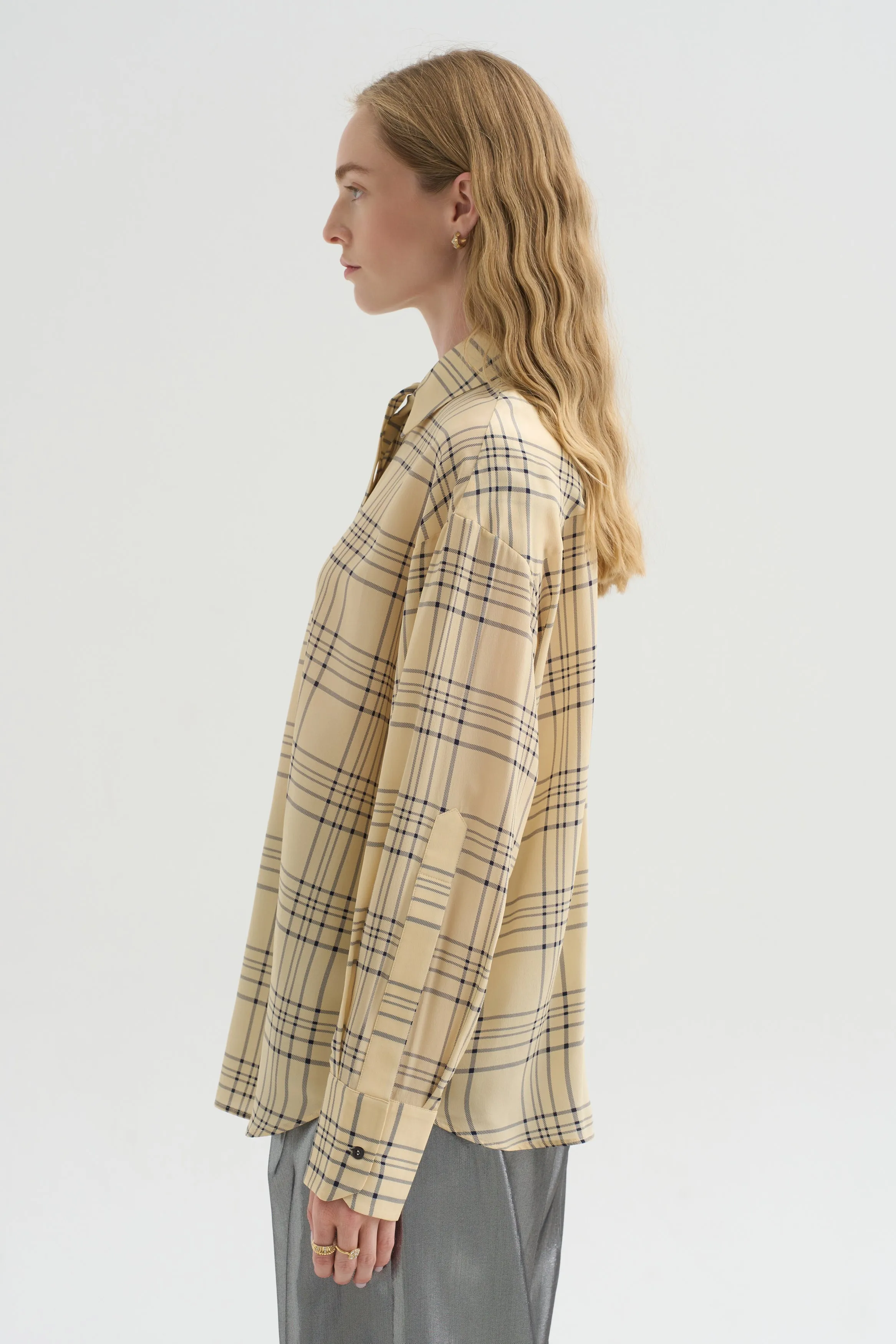 Su Shirt, Cream & Blue sold by Kick Pleat product image thumbnail 3