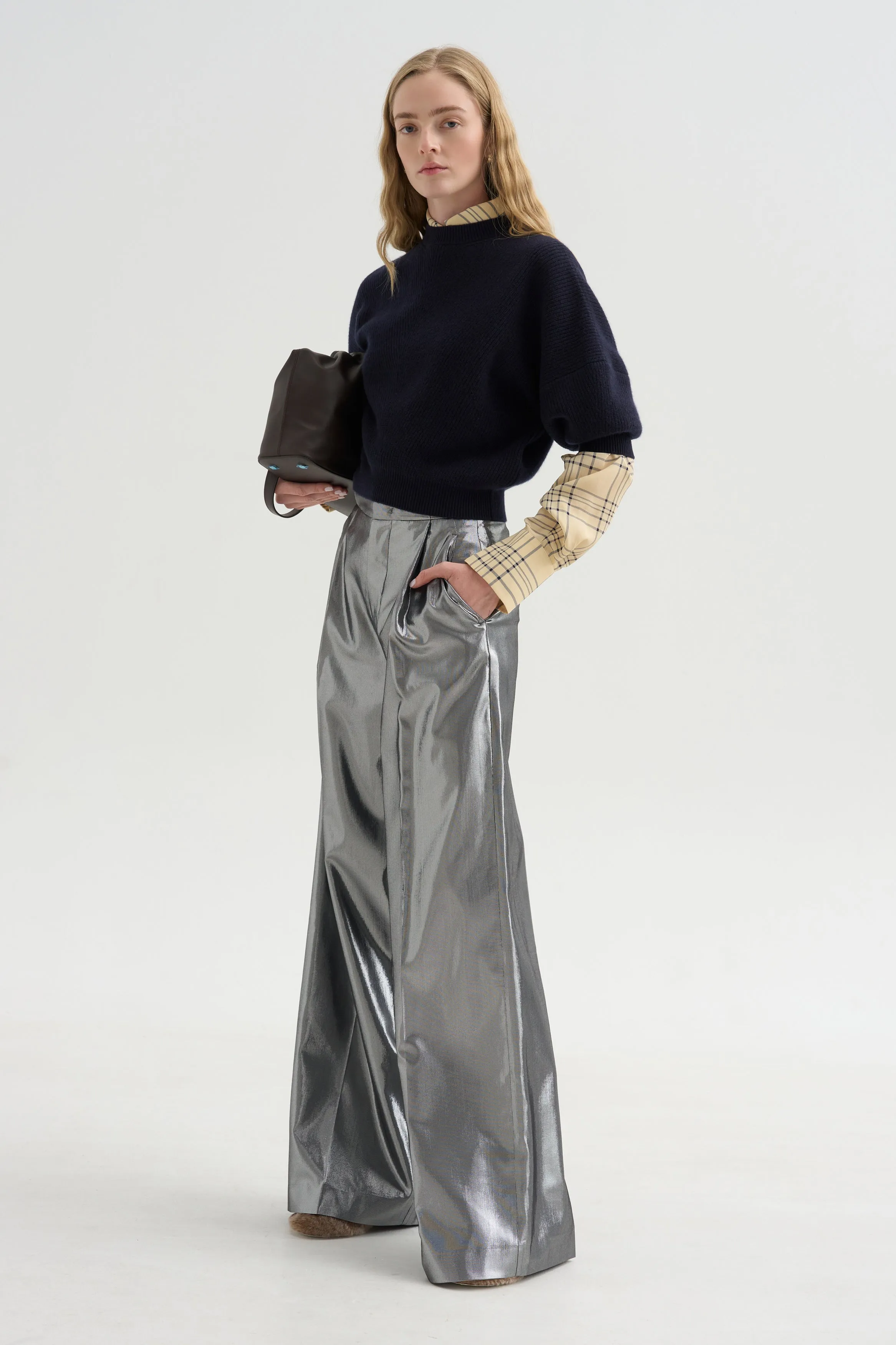 Su Shirt, Cream & Blue sold by Kick Pleat
