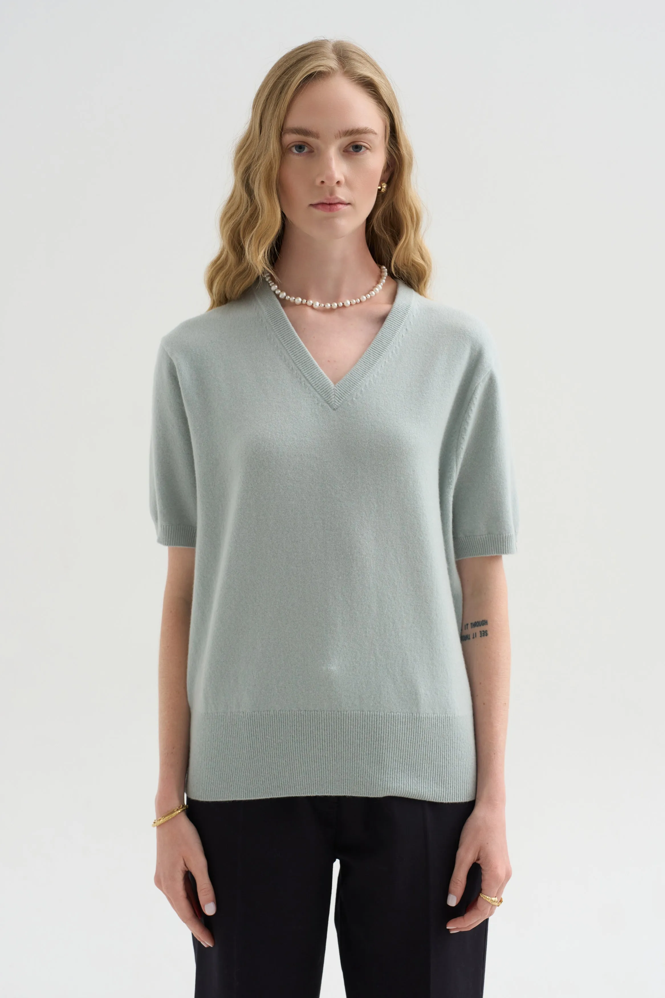 N°490 Martina, Glass sold by Kick Pleat product image thumbnail 2
