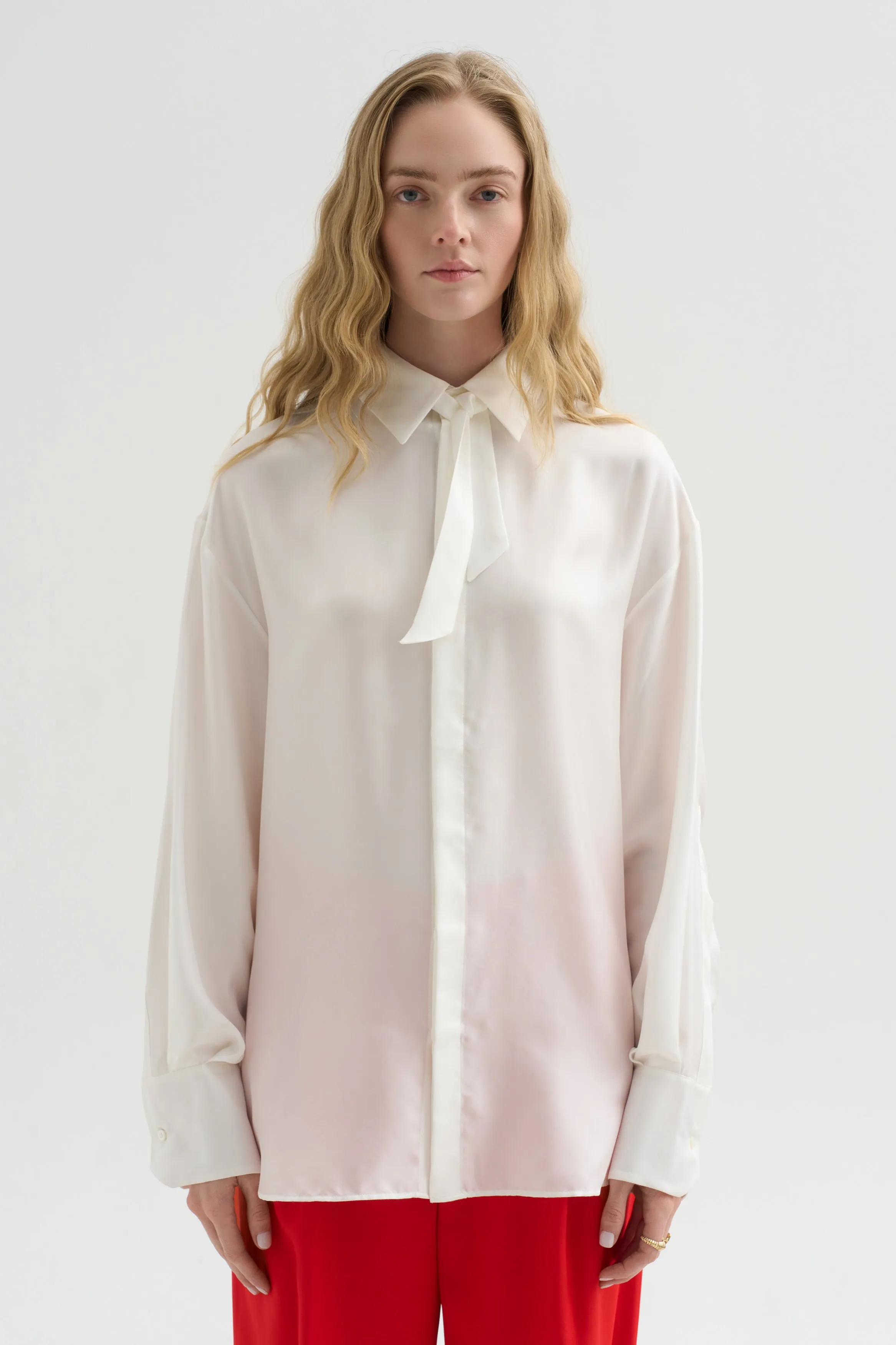 Su Shirt, Ivory sold by Kick Pleat product image thumbnail 2