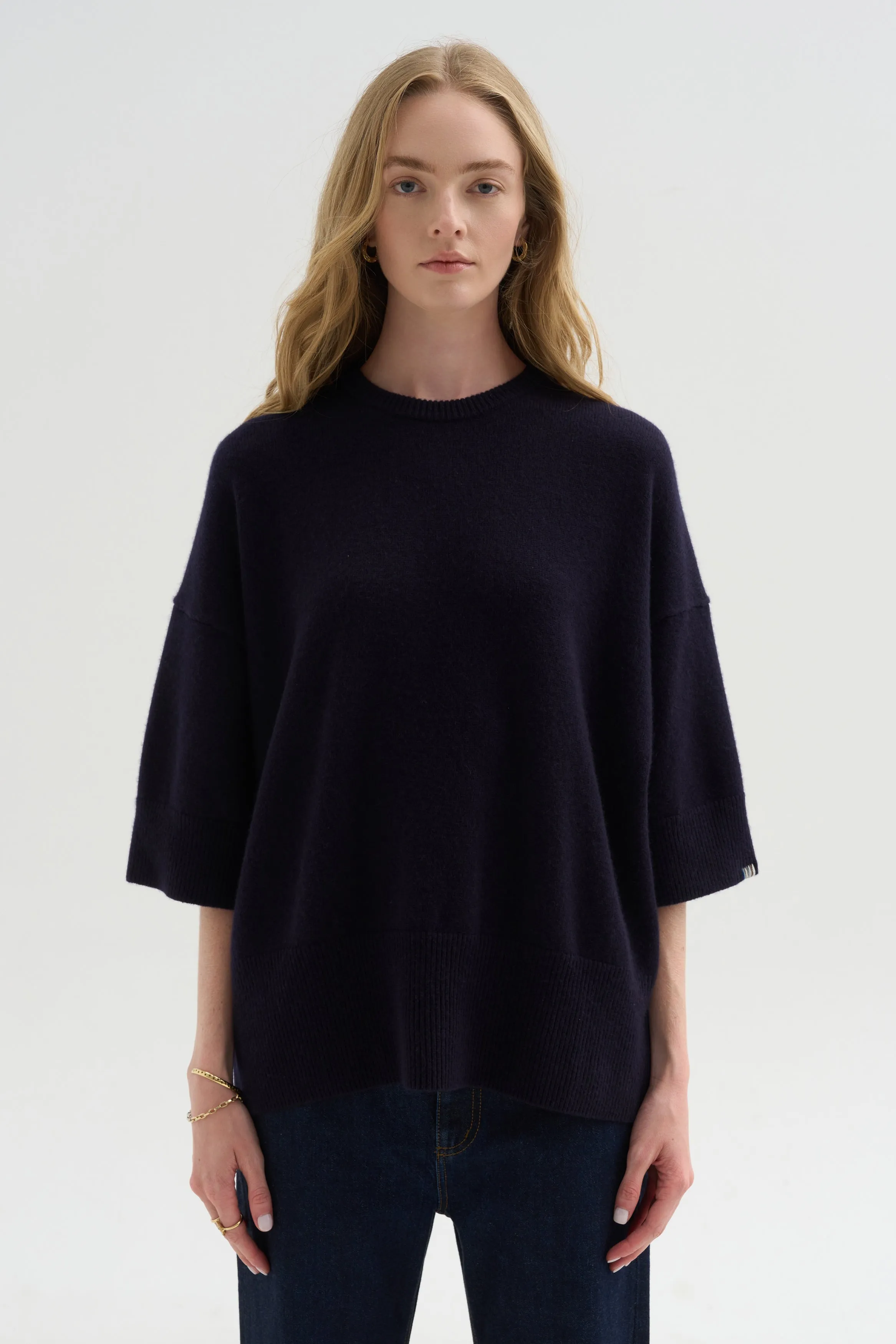 N°433 Sassie, Navy sold by Kick Pleat product image thumbnail 2