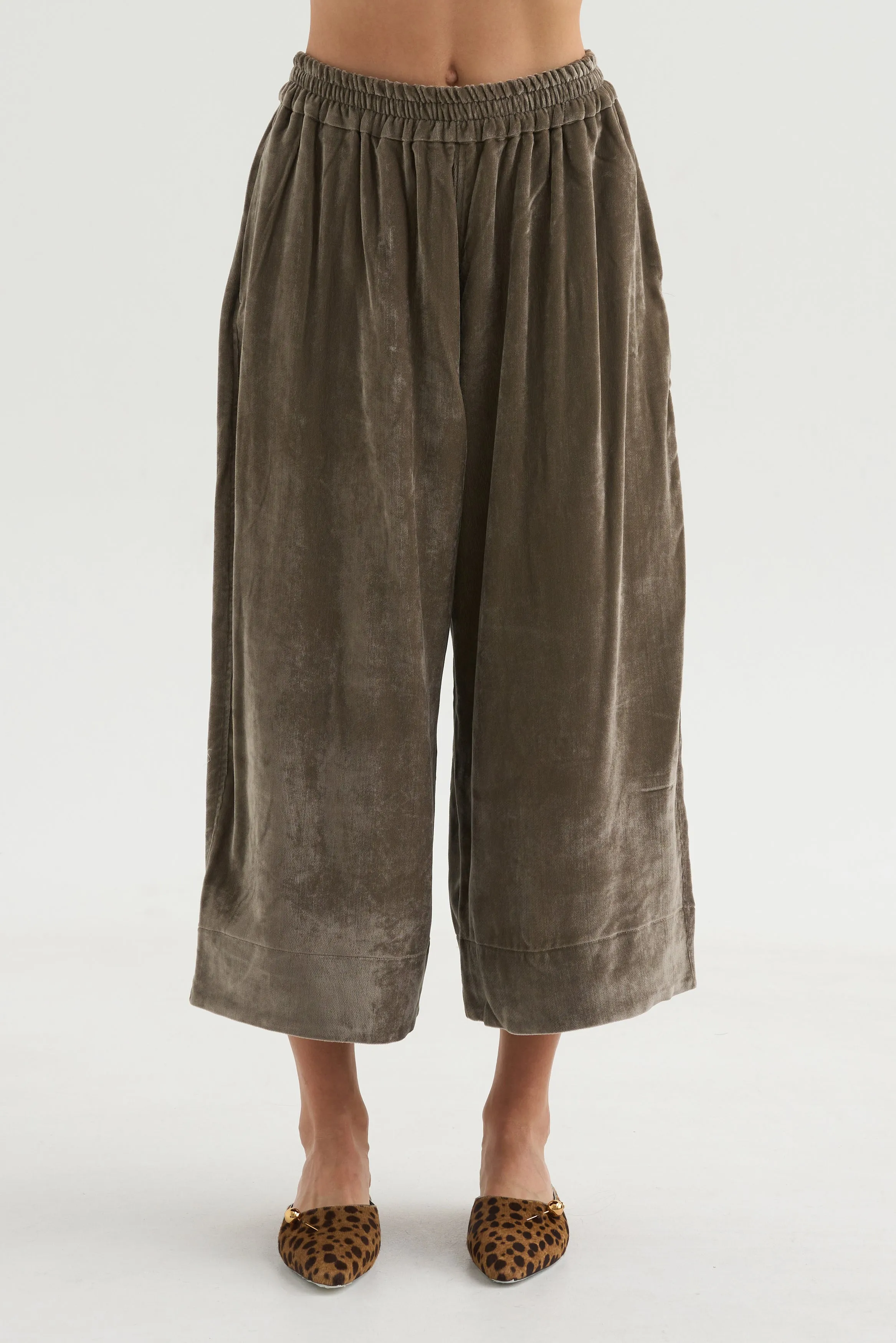 Wide & Long Trouser, Taupe sold by Kick Pleat product image thumbnail 2