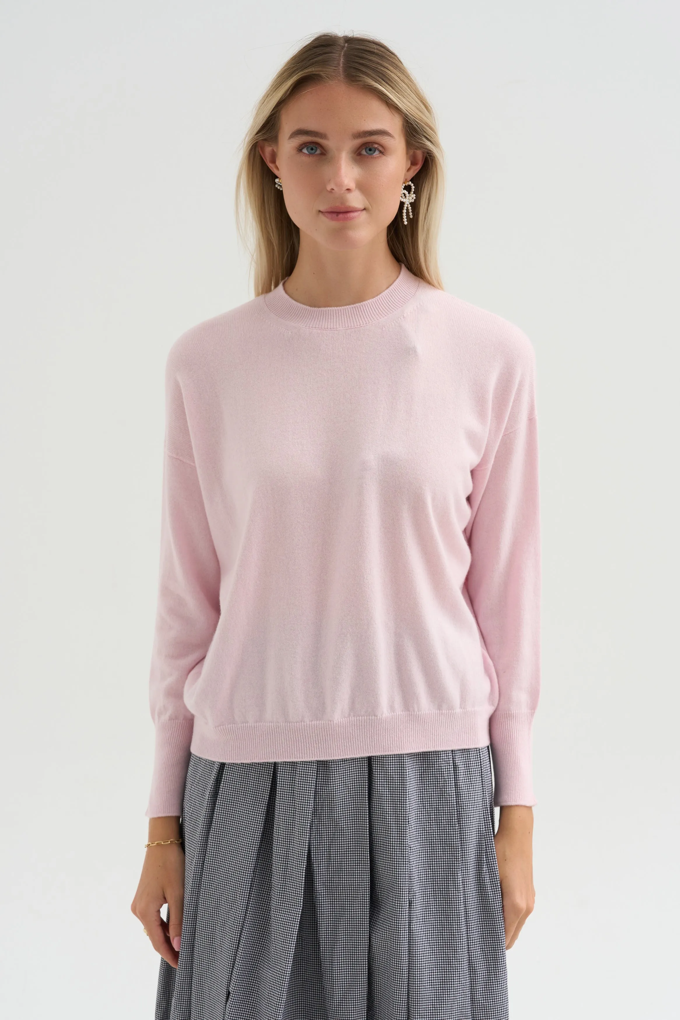 Rina Pulli, Pink sold by Kick Pleat product image thumbnail 2