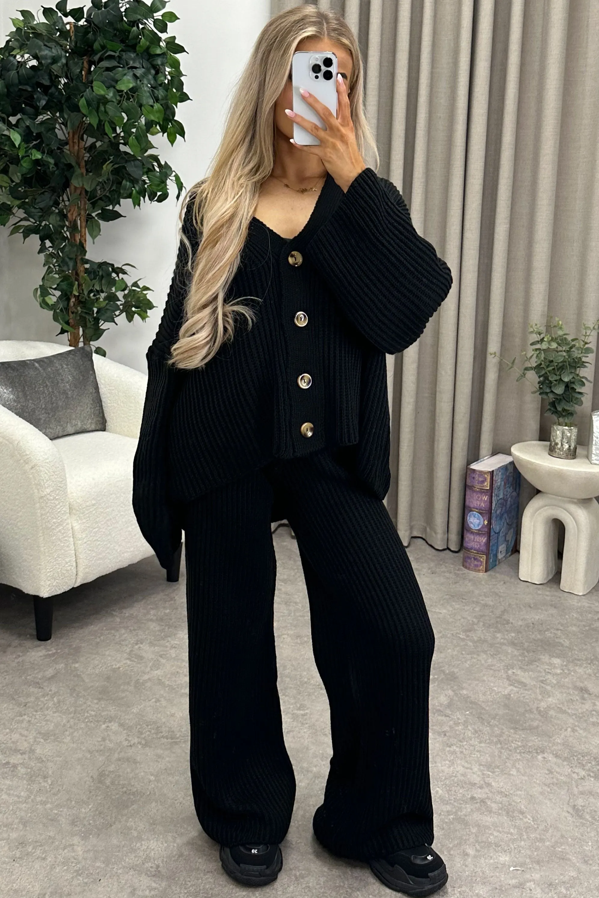 Mandi Black Ribbed Knit Cardigan and Trousers Loungewear Set sold by Lasula product image thumbnail 2