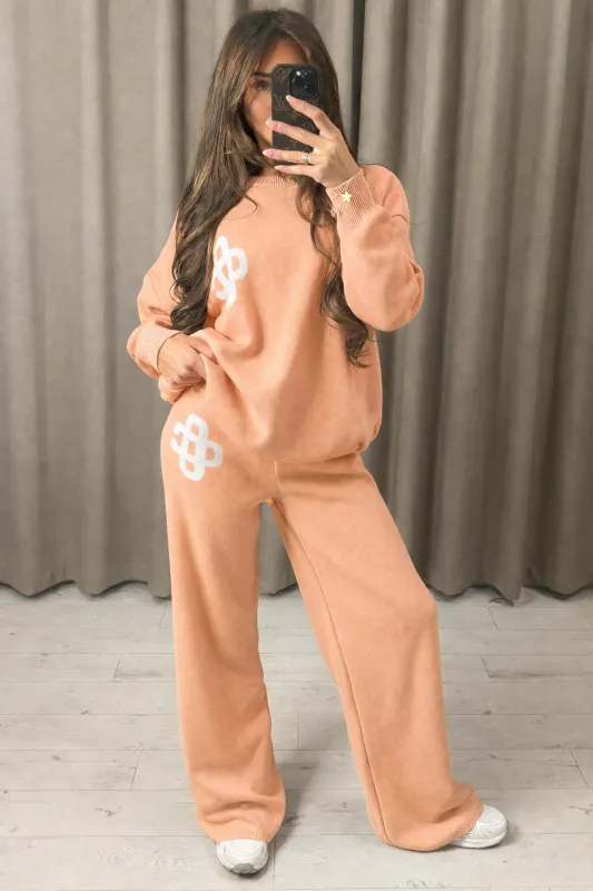 Lison Peach Knitted Loungewear Set with Contrasting Emblem made by Lasula