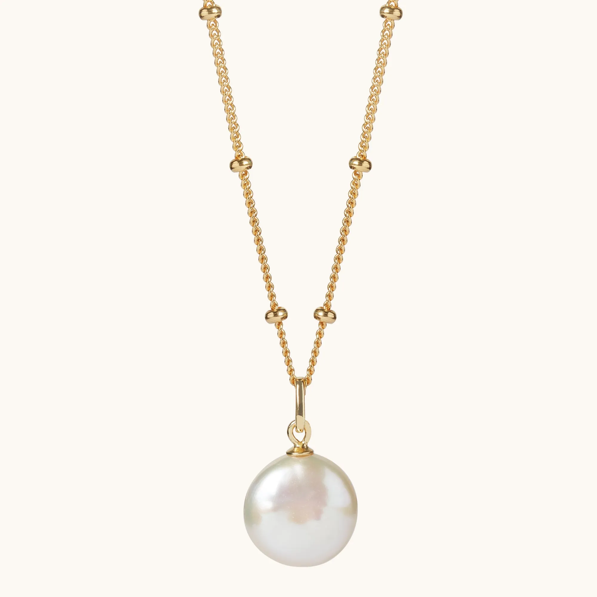 Round Pearl Necklace Gold sold by Muru