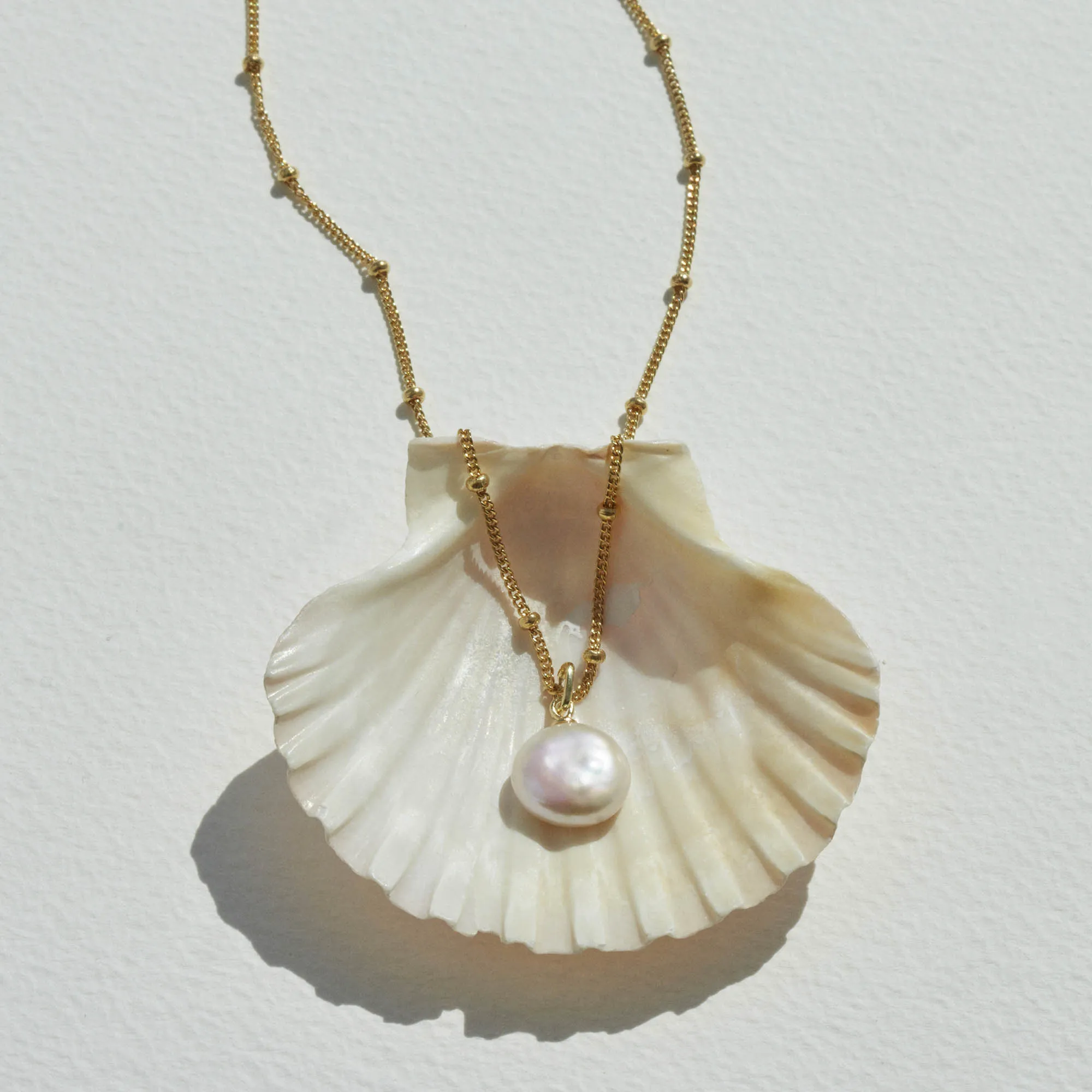 Round Pearl Necklace Gold sold by Muru product image thumbnail 5