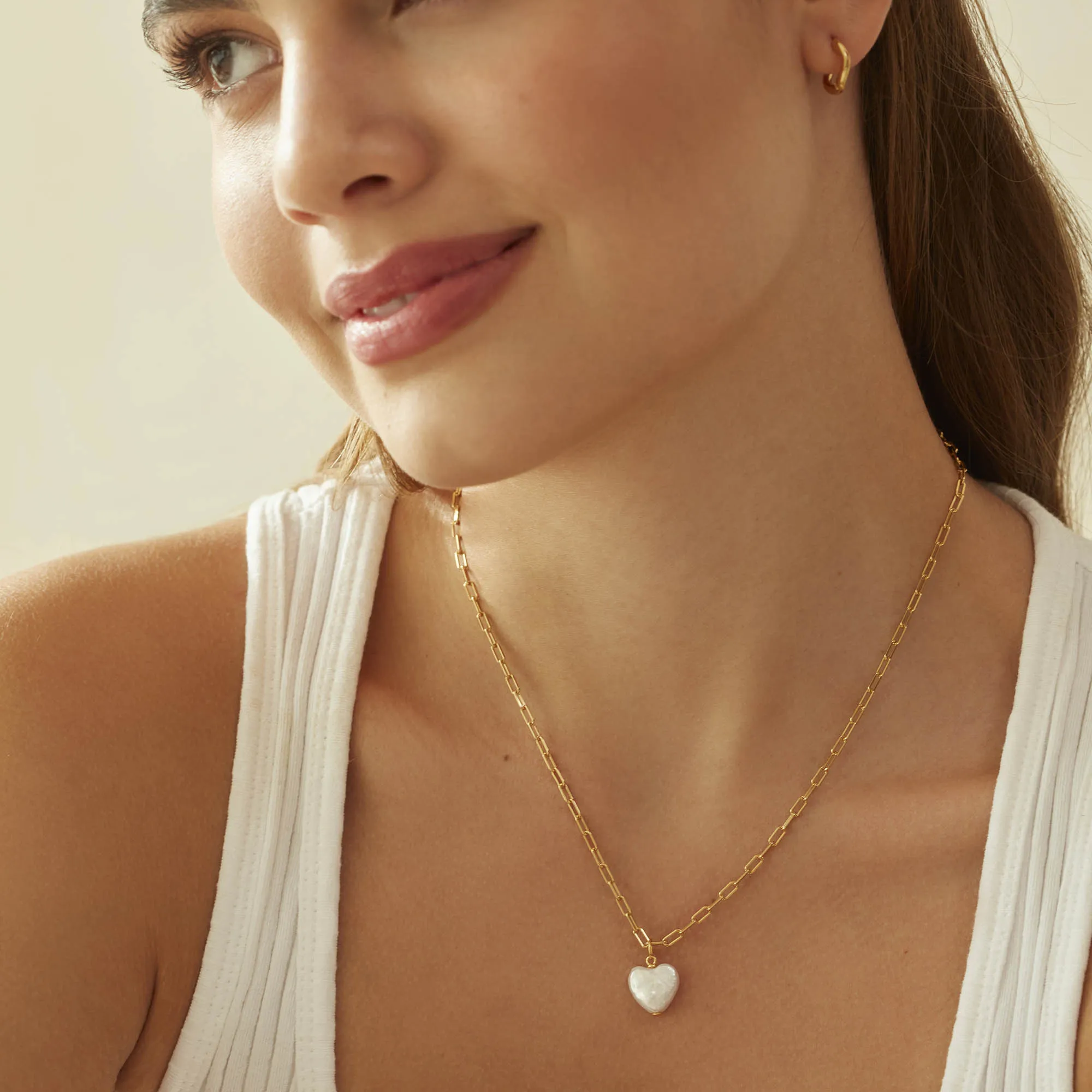 Pearl Heart Paperclip Necklace Gold sold by Muru product image thumbnail 3