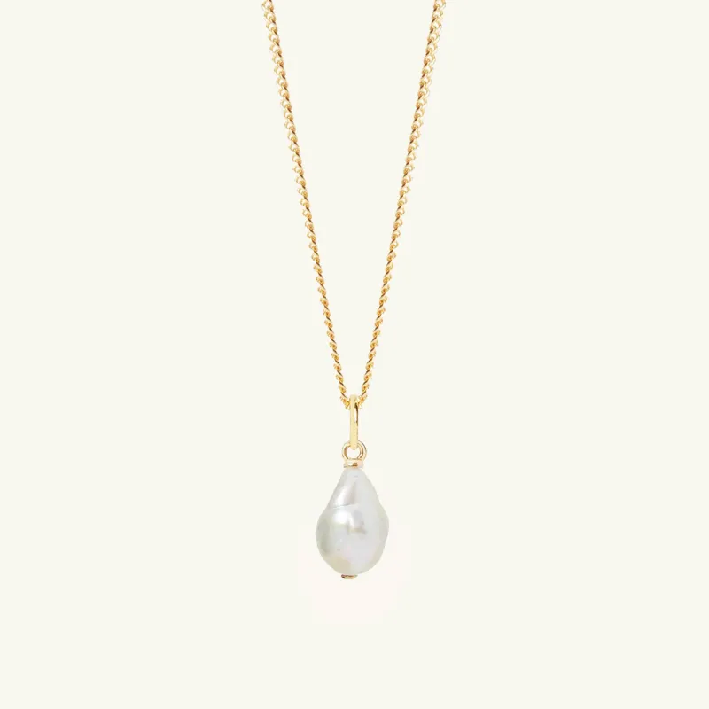 Freshwater Pearl Necklace Gold sold by Muru