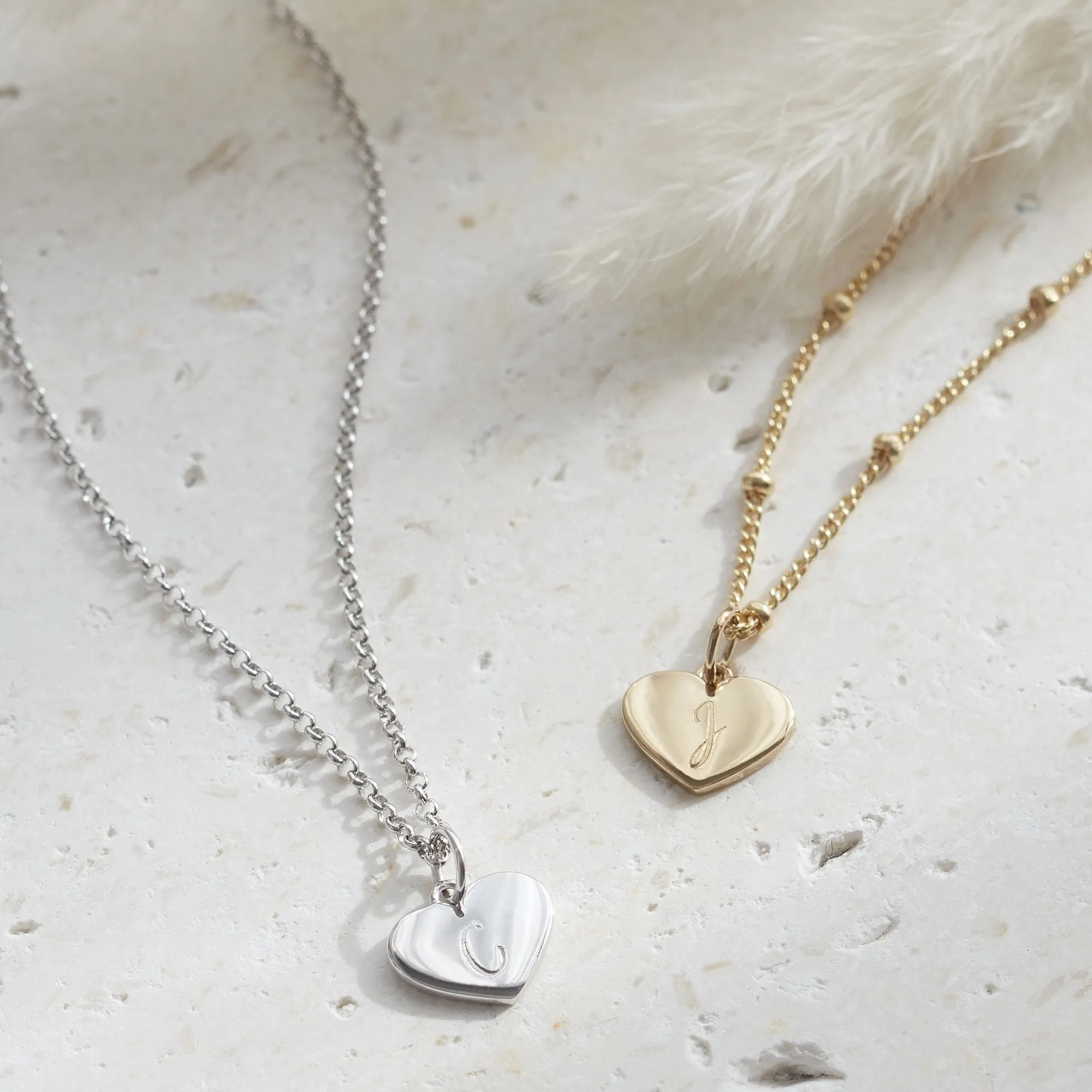 Heart Necklace Gold sold by Muru product image thumbnail 5