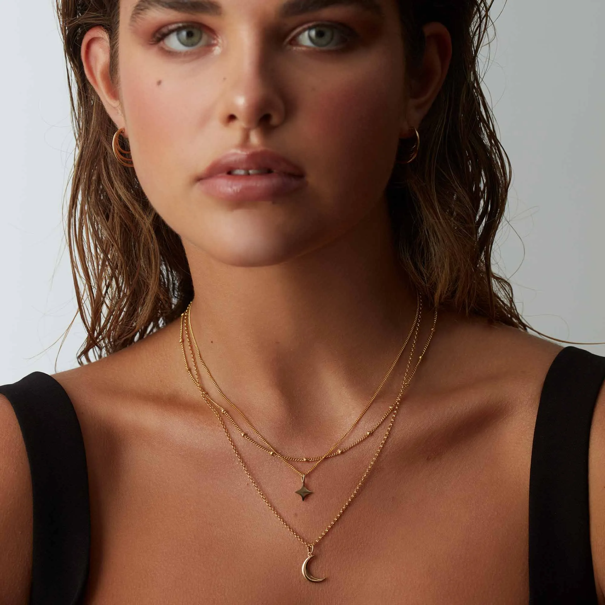 Mini Crescent Moon Necklace Gold sold by Muru product image thumbnail 2