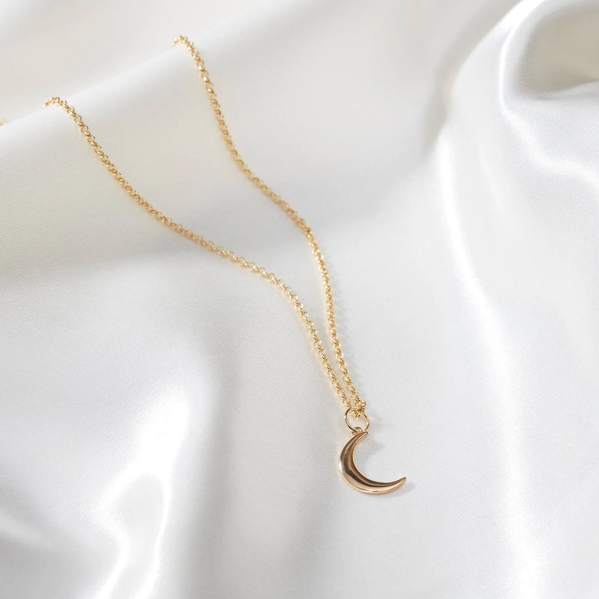Mini Crescent Moon Necklace Gold sold by Muru product image thumbnail 3