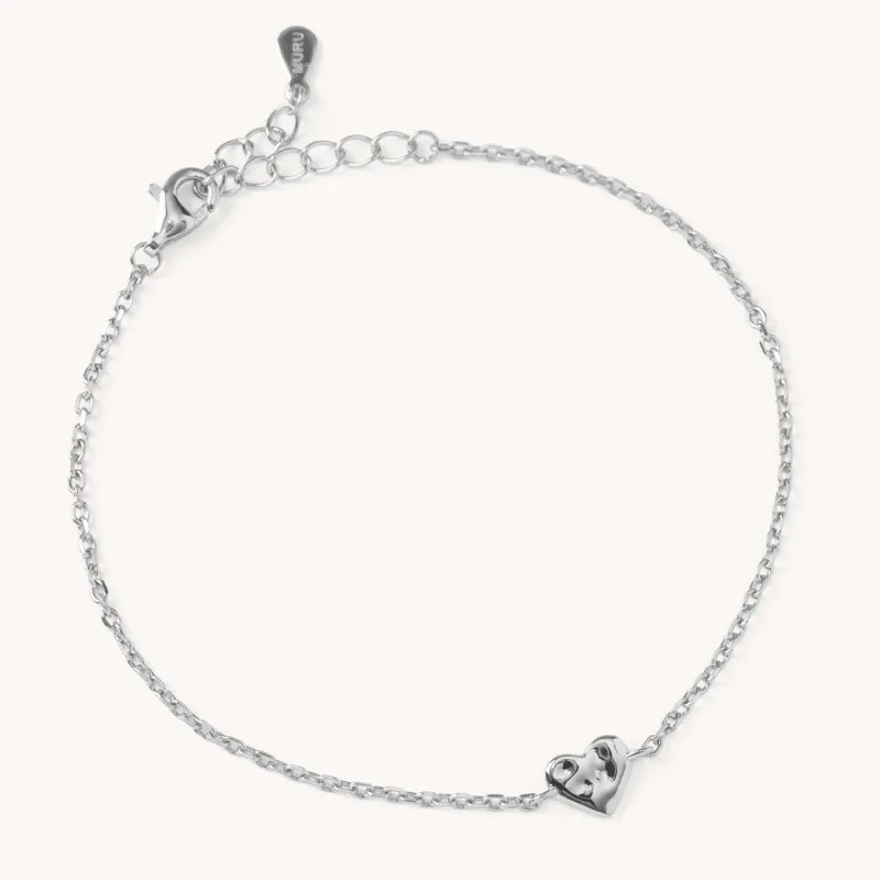 Tiny Heart Bracelet Silver made by Muru