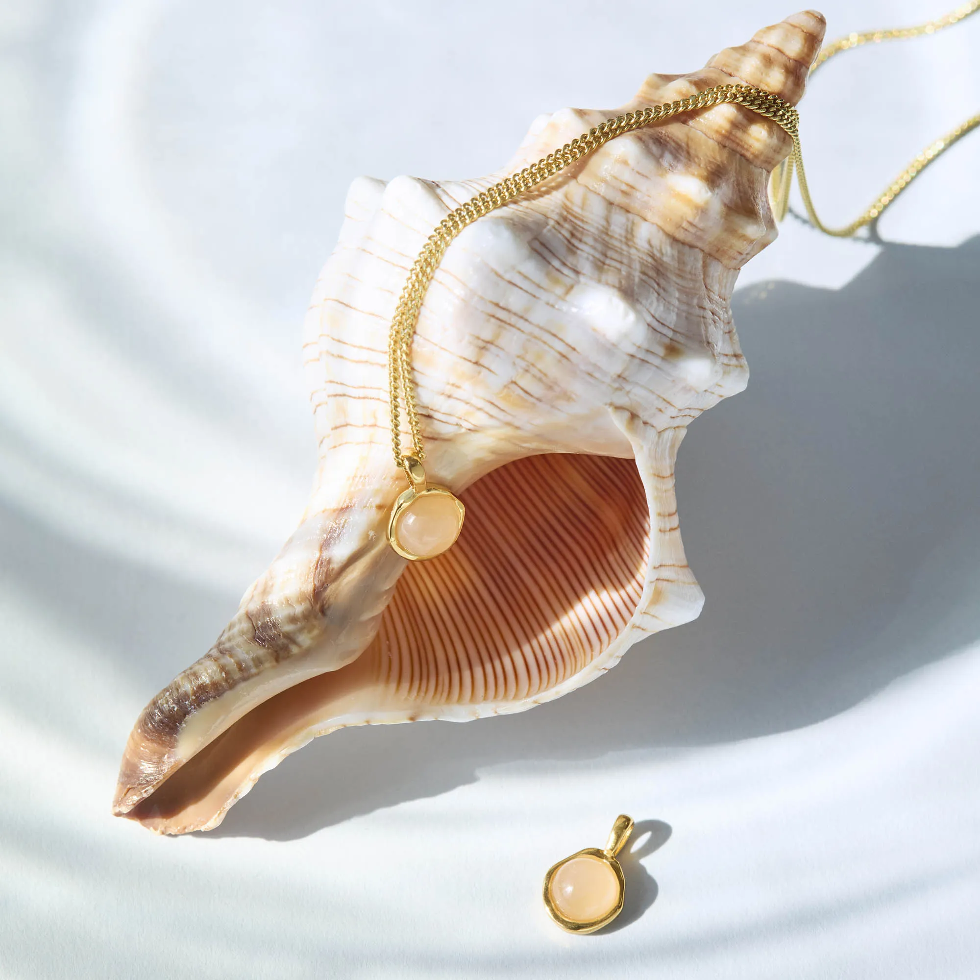 Tiny Rose Quartz Necklace For Calm sold by Muru product image thumbnail 5