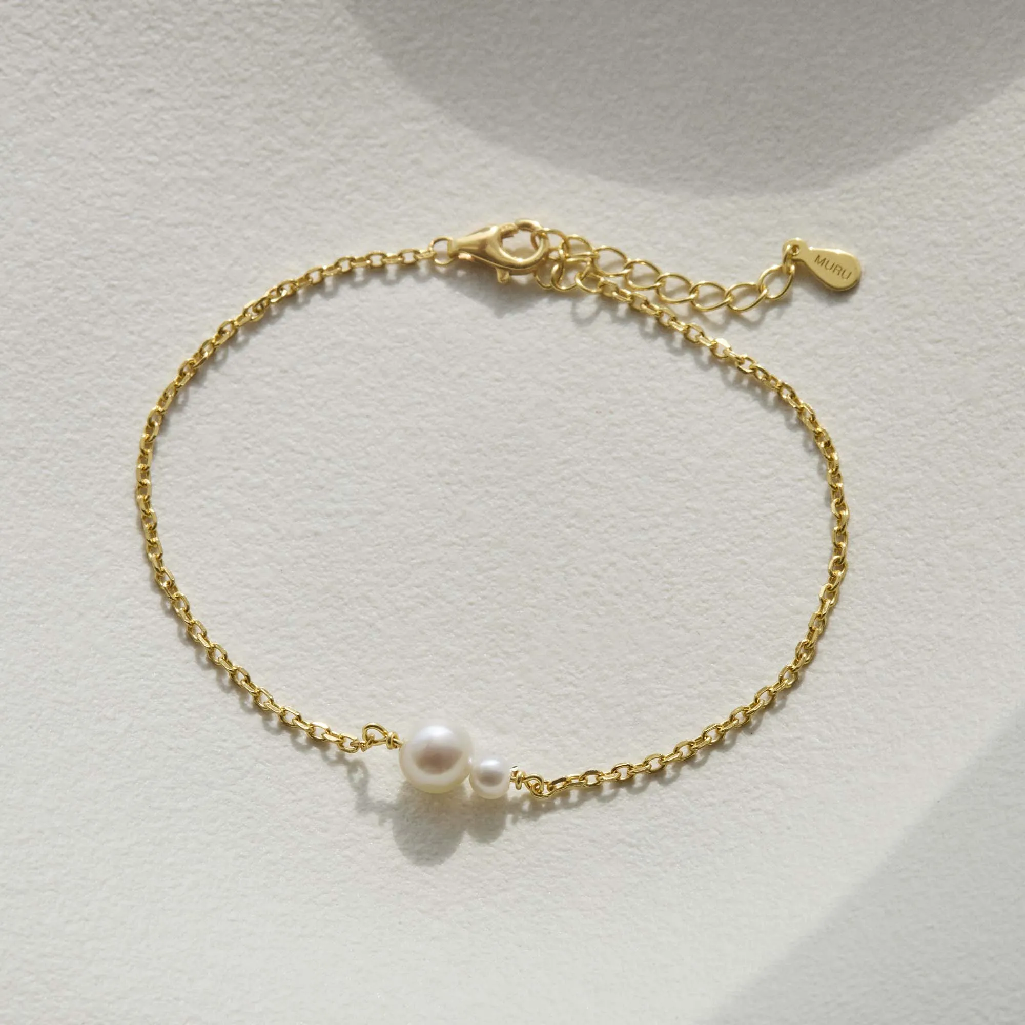 Connected Pearl Bracelet Gold sold by Muru product image thumbnail 3