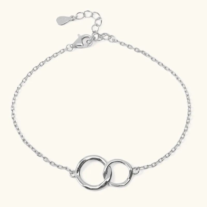Connected Bracelet Silver made by Muru