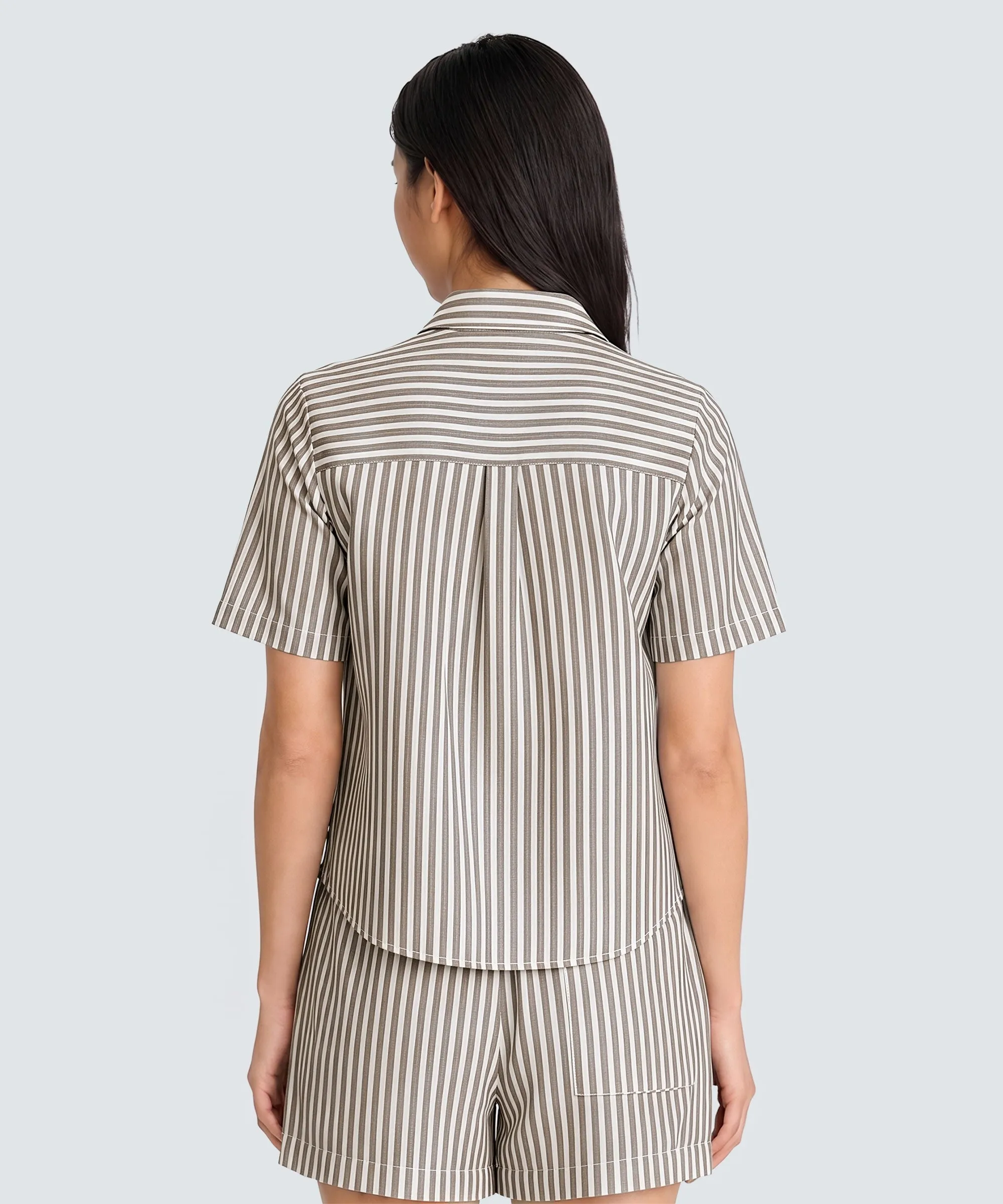 Women’s Merino Linen Short Sleeve Shirt sold by Unbound Merino product image thumbnail 3