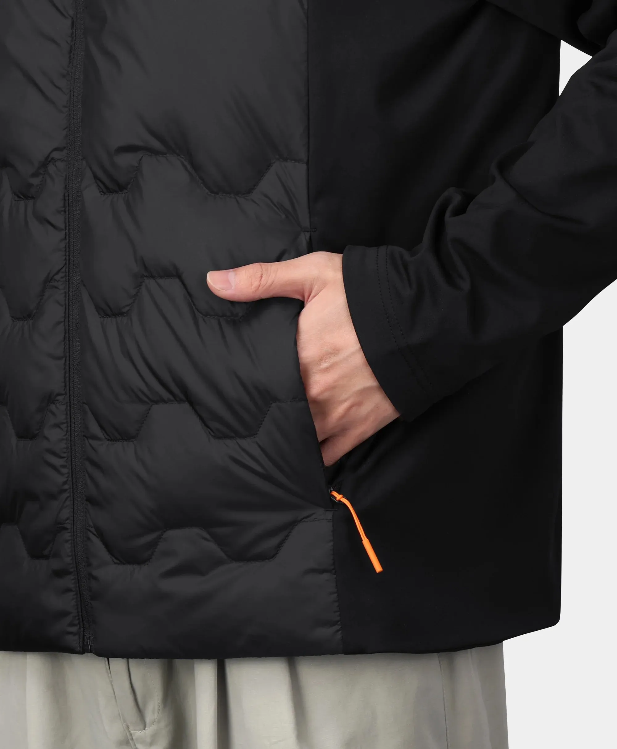 Verbier Men's 4-Zone Heated Down Jacket sold by Ororo product image thumbnail 5
