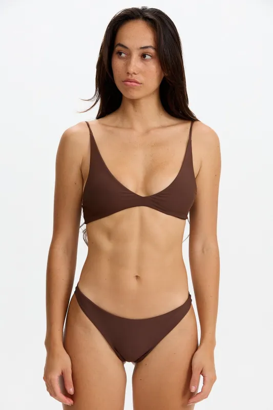 Zoe Top 2.0 - Coconut sold by Benoa Swim