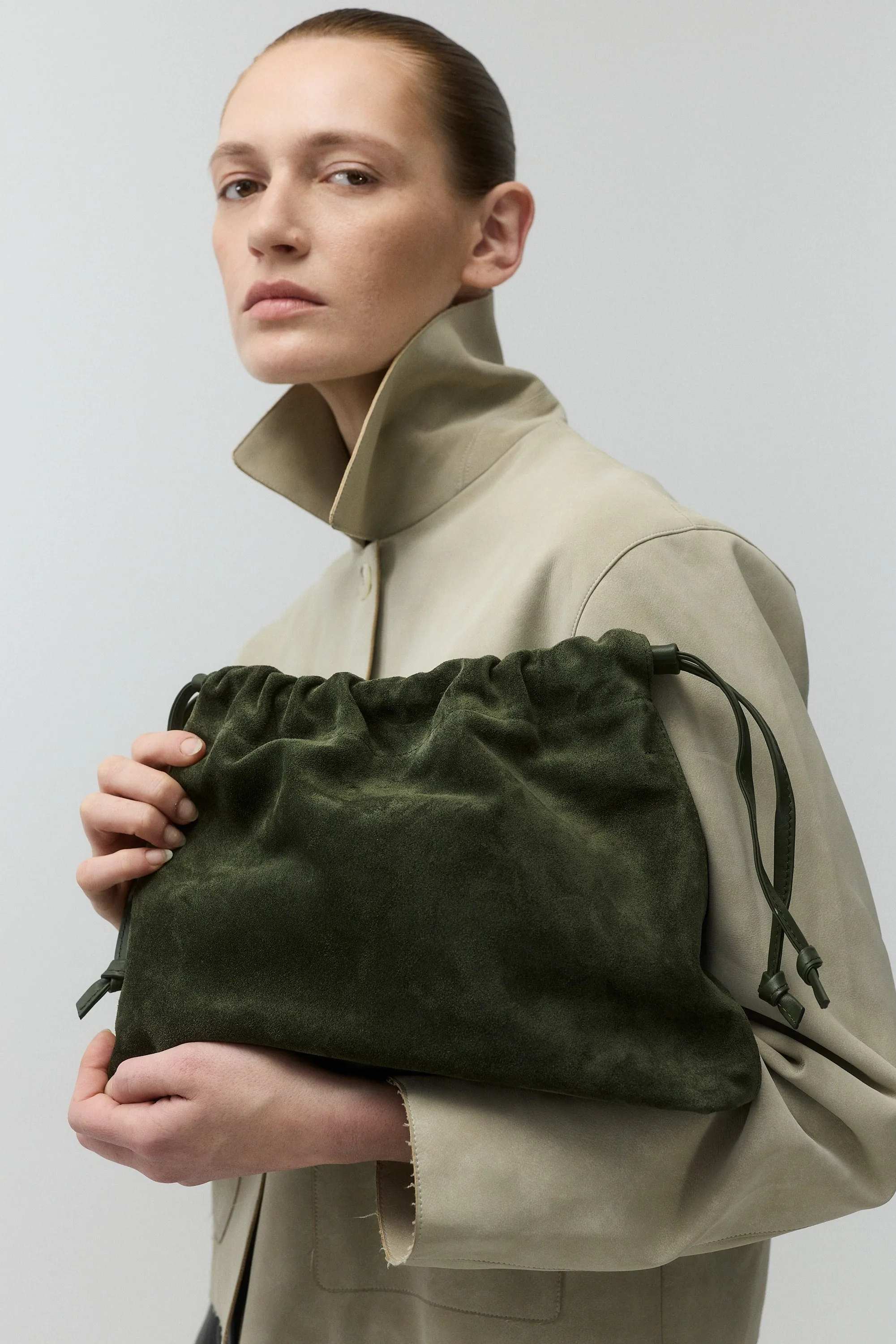 The Medium Asisi sold by LEMIZ product image thumbnail 2