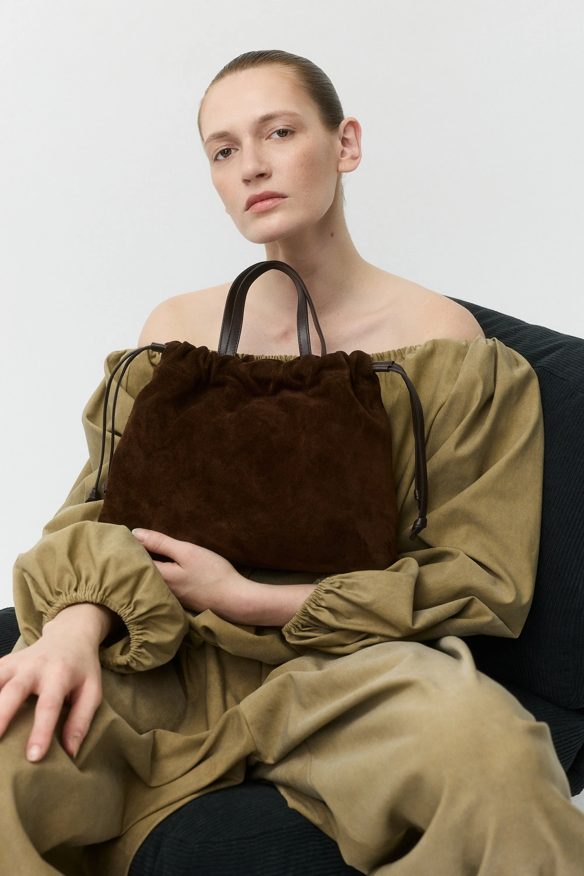 The Medium Asisi sold by LEMIZ product image thumbnail 3