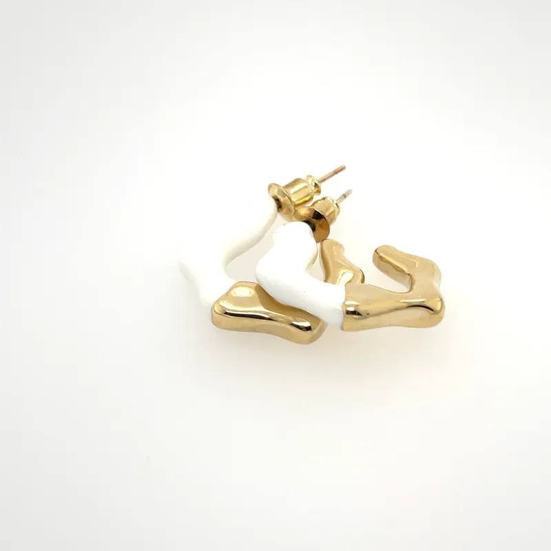 Wavy Fun - White earrings made by Love Ellison