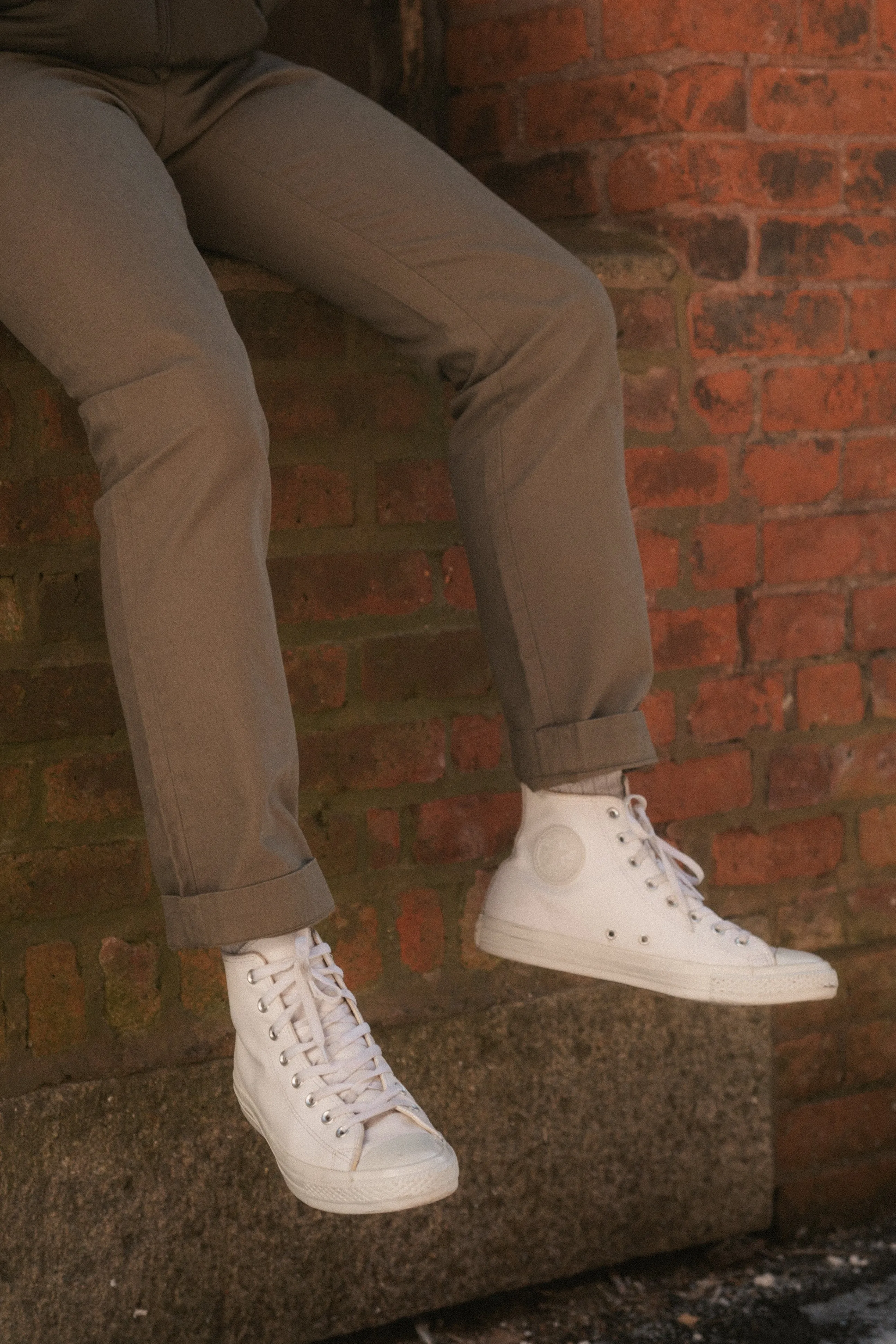 Pomfret (Country Chino) sold by Warren product image thumbnail 5