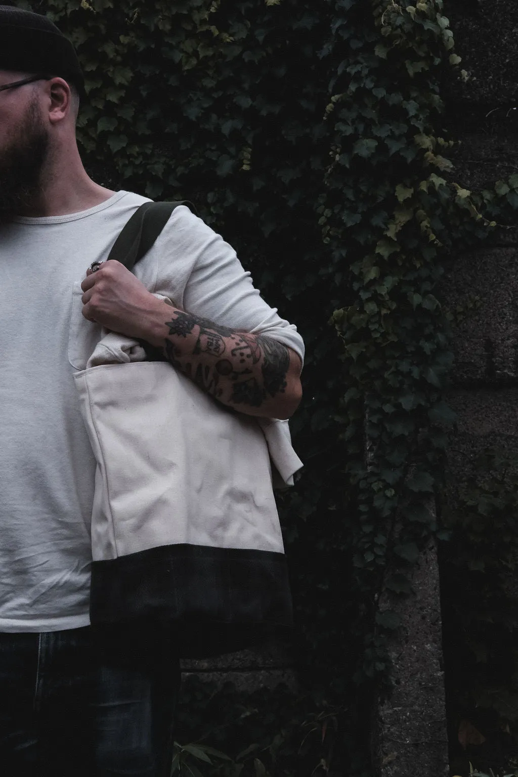 Carryall (Patchwork Tote) sold by Warren product image thumbnail 4