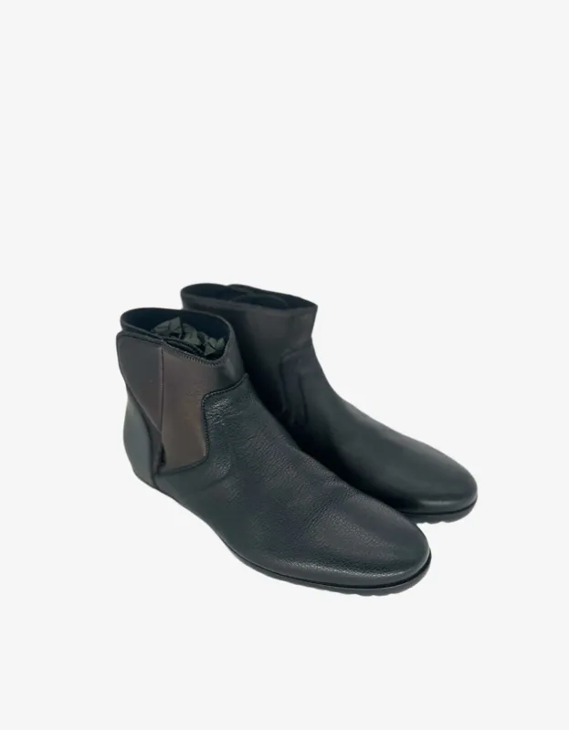 Lanvin Black Chelsea Boot With Velcro Closure made by Lanvin