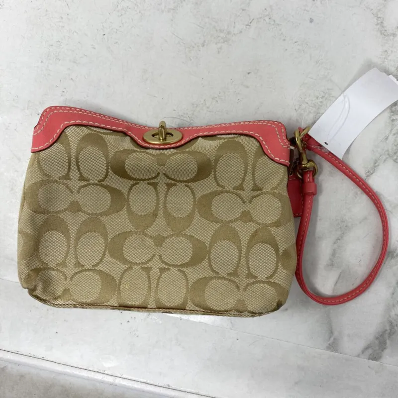COACH WOMEN'S WALLET/WRISTLET cream pink made by Coach